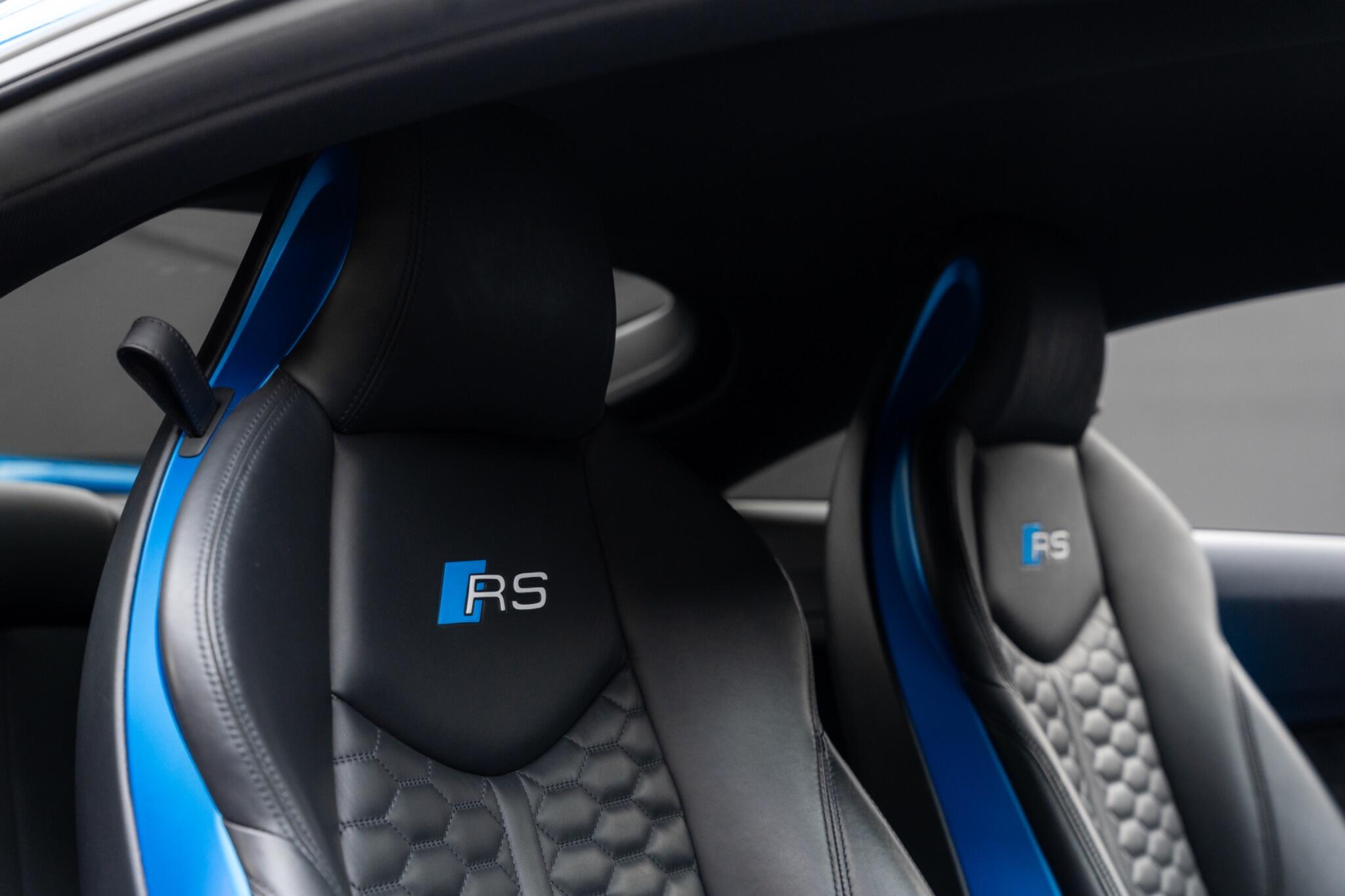 Audi TT RS view 18