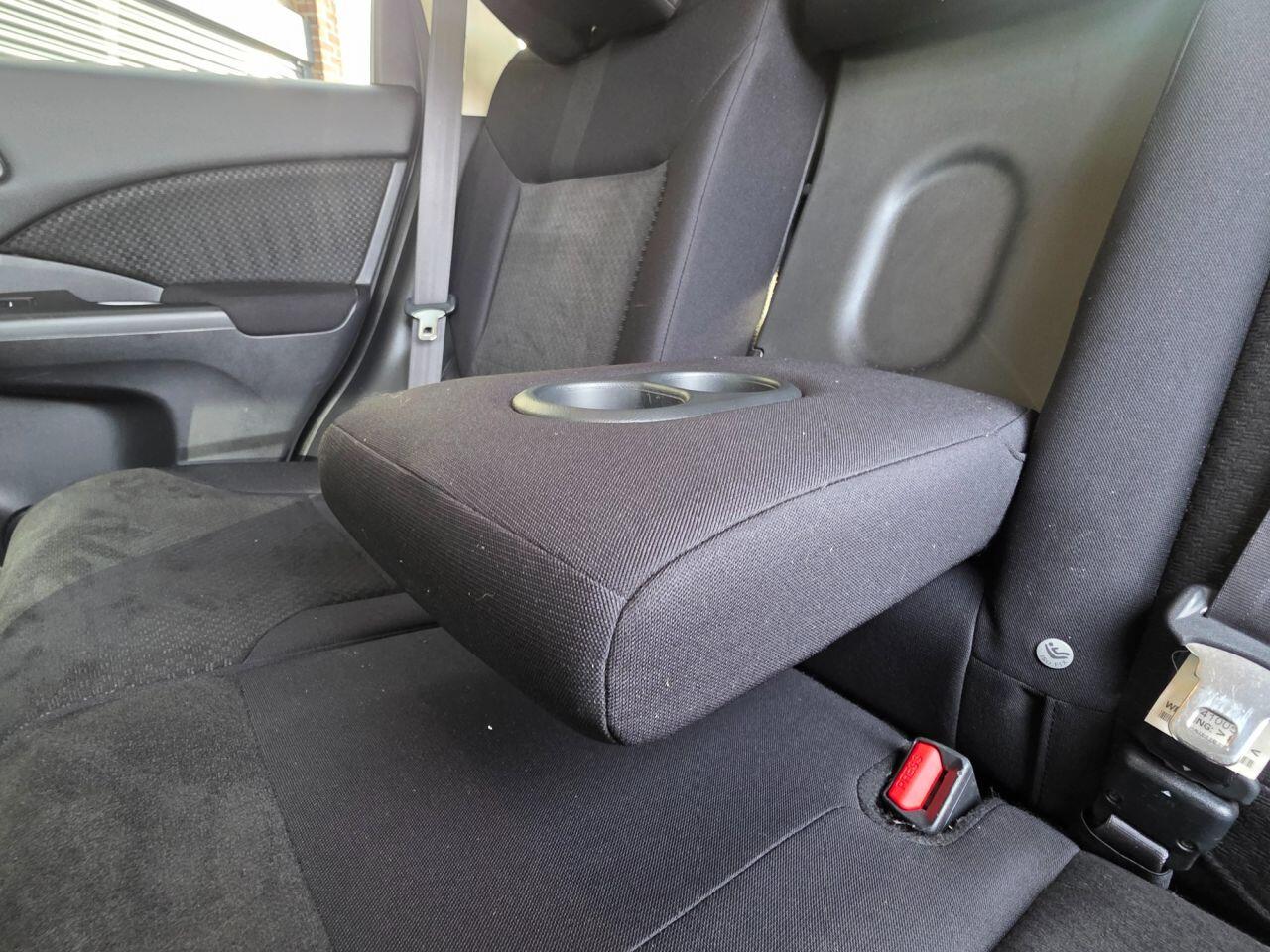 Honda CR-V view 8