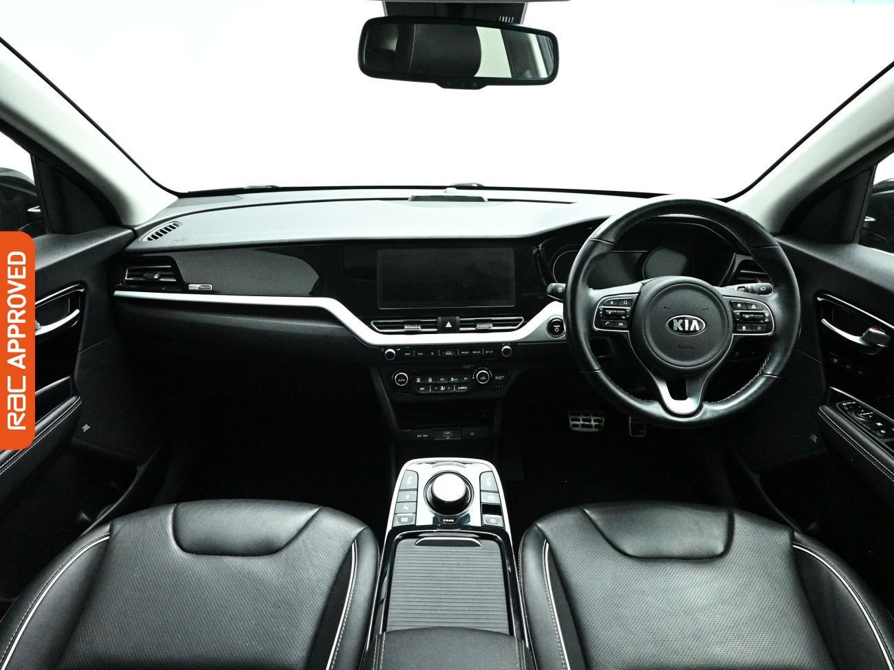 Kia Niro view 2