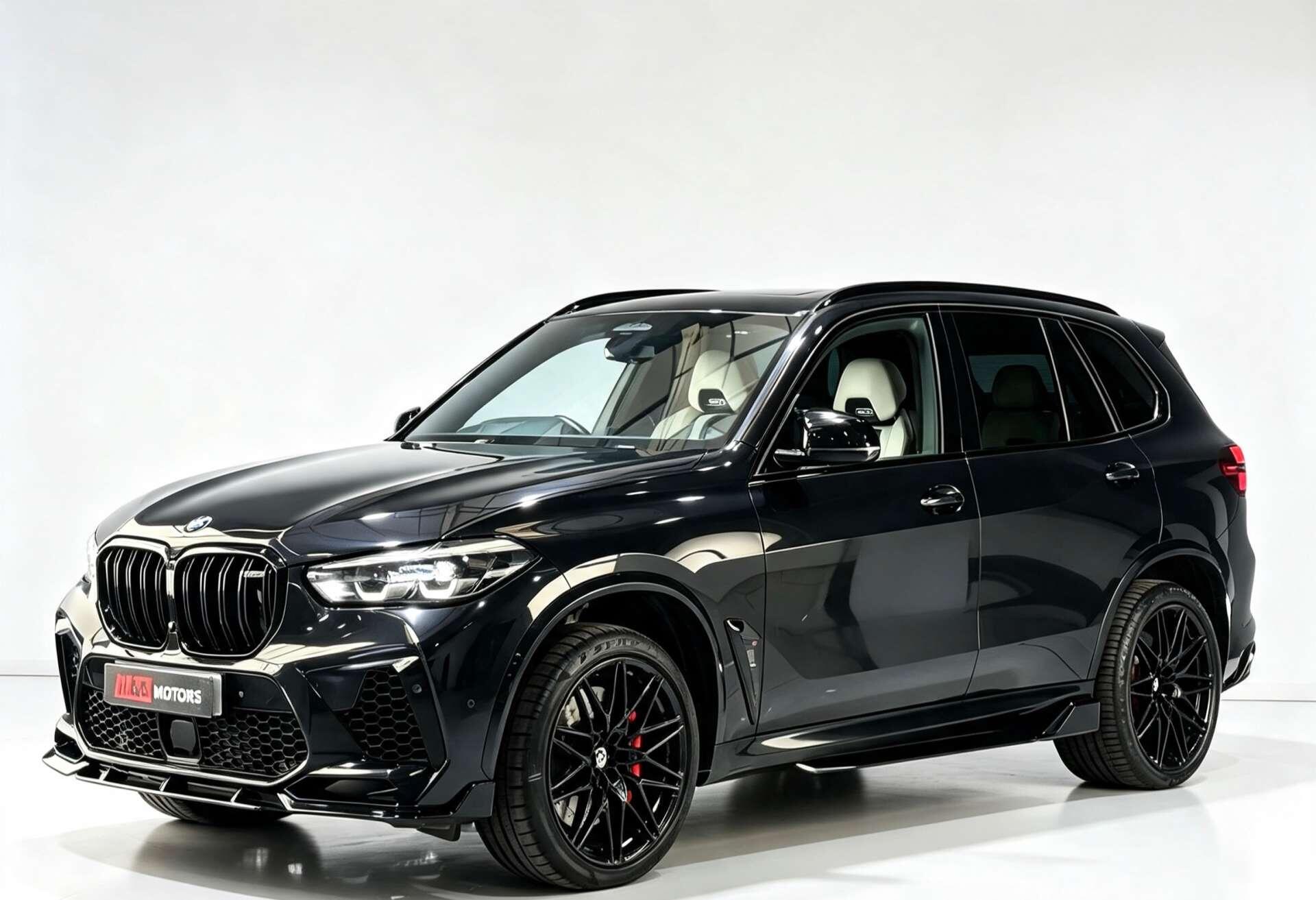 BMW X5 M view 8