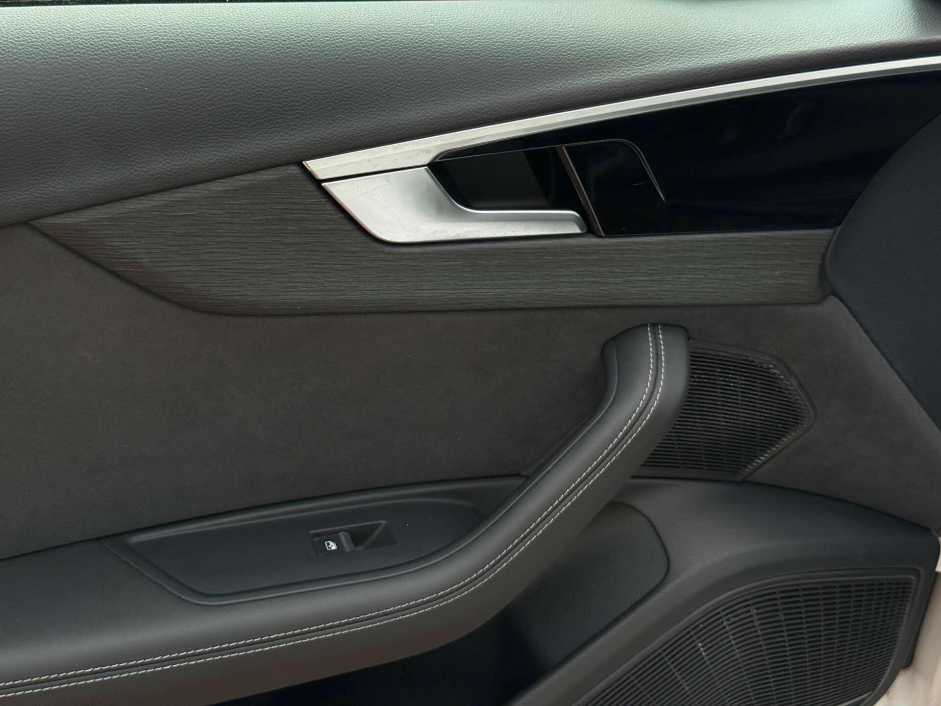 Audi A4 view 50