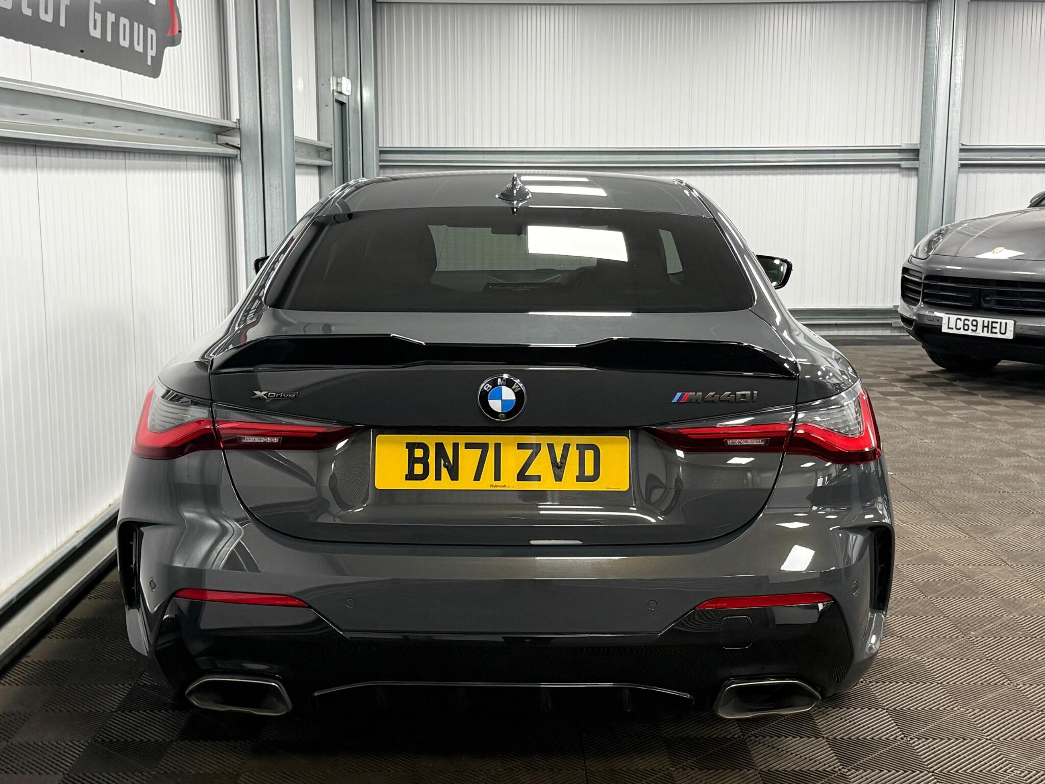 BMW 4 Series view 13