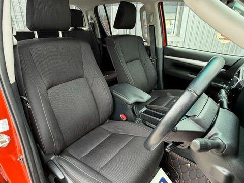 Toyota Hilux view 15