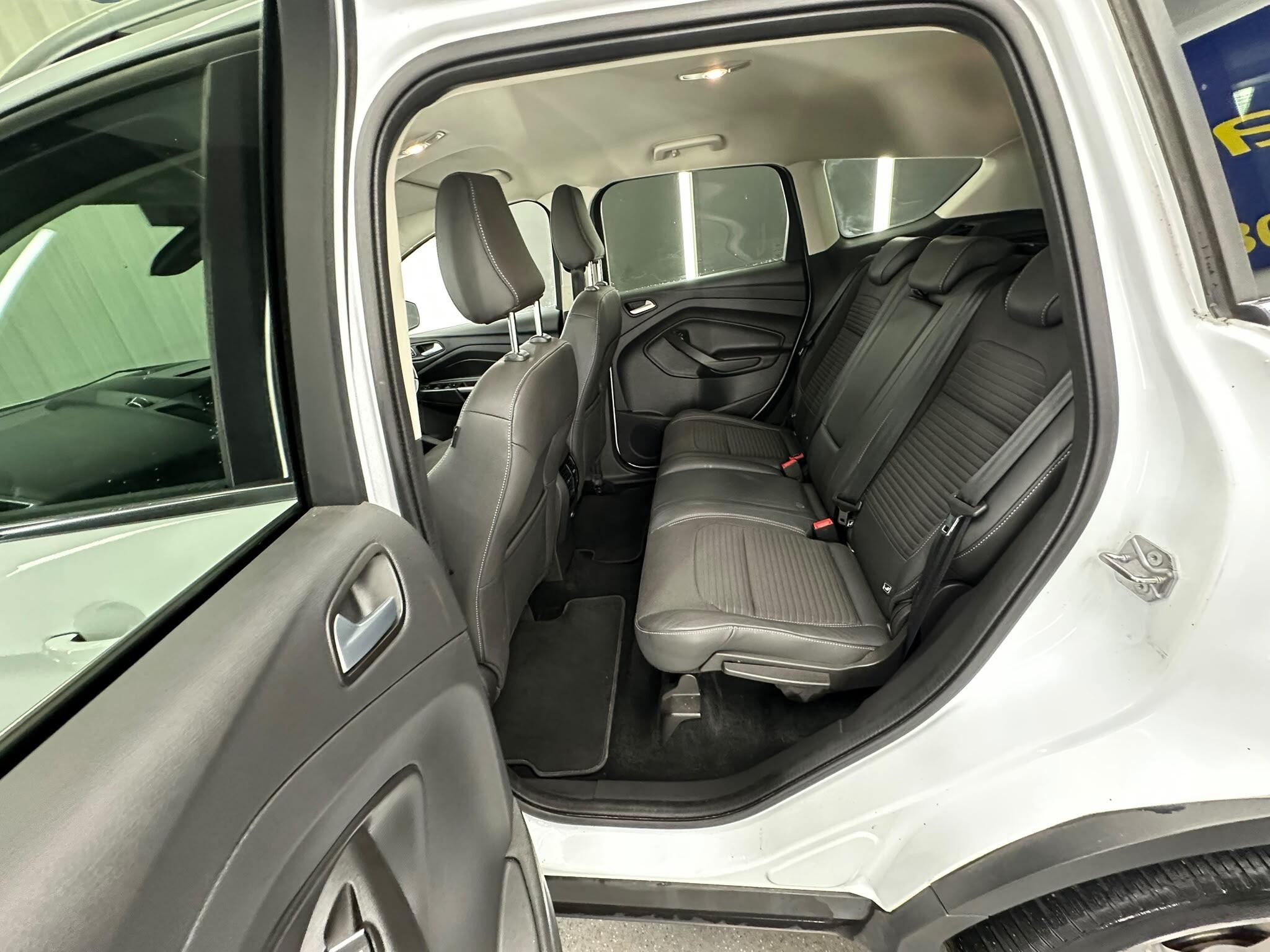 Ford Kuga view 27
