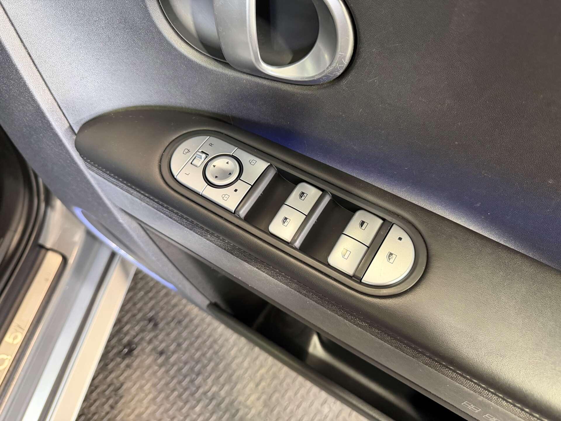 Hyundai IONIQ 5 view 21