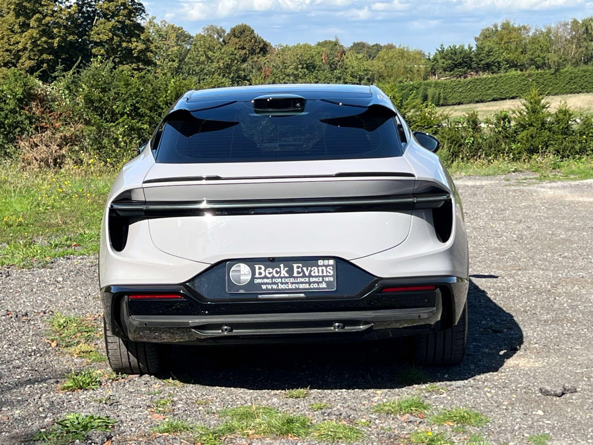 Lotus Eletre view 10
