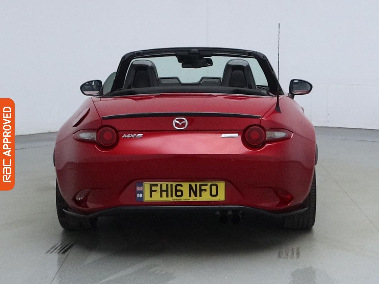 Mazda MX-5 view 8