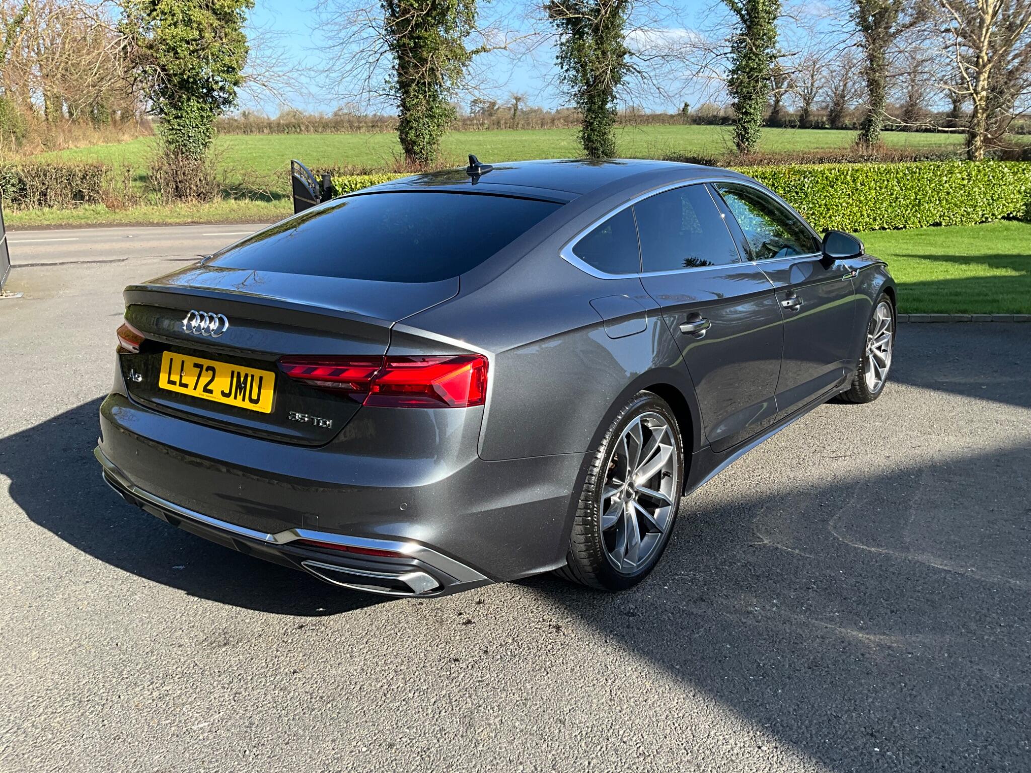Audi A5 view 7