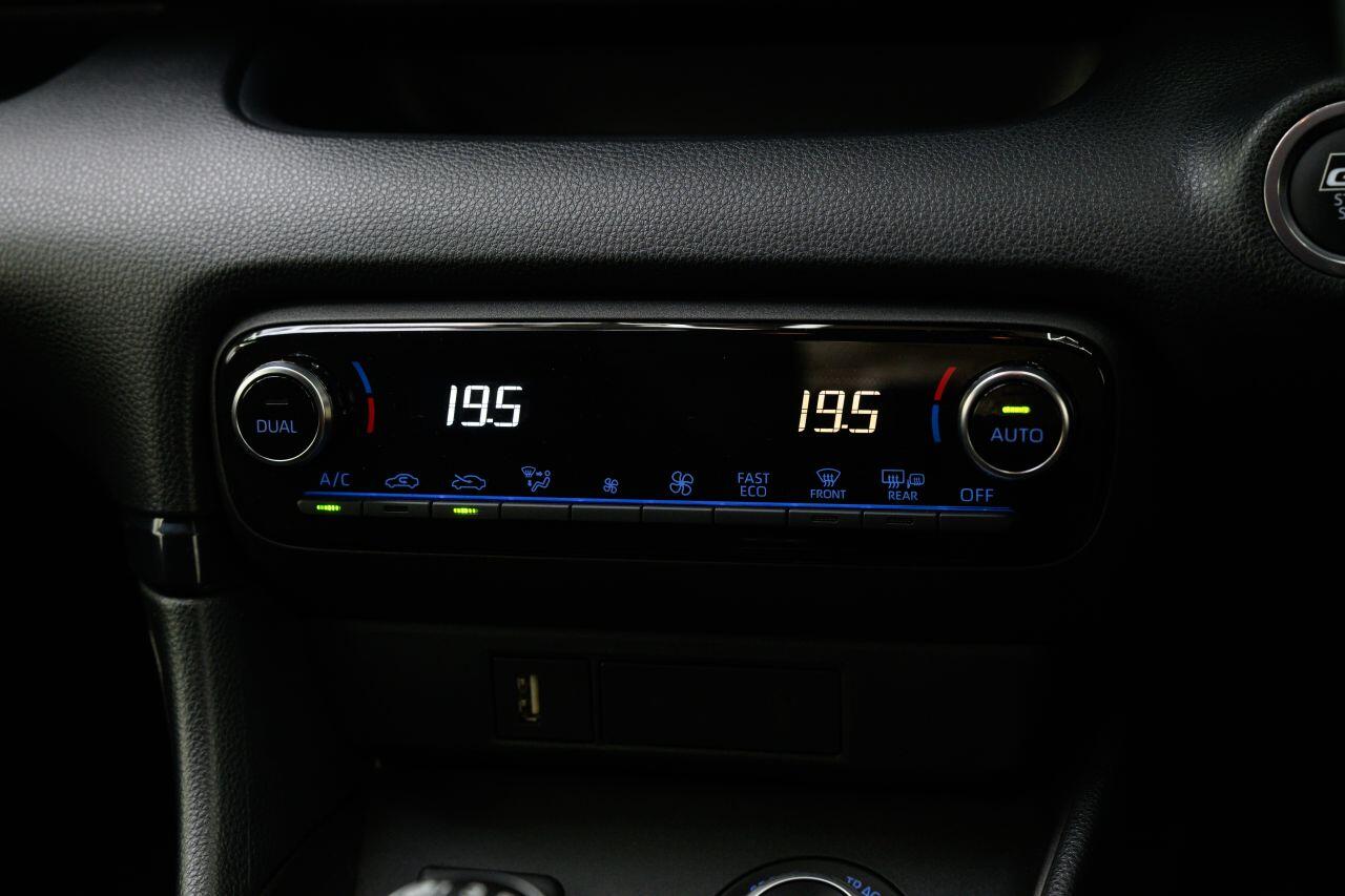 Toyota Yaris view 36