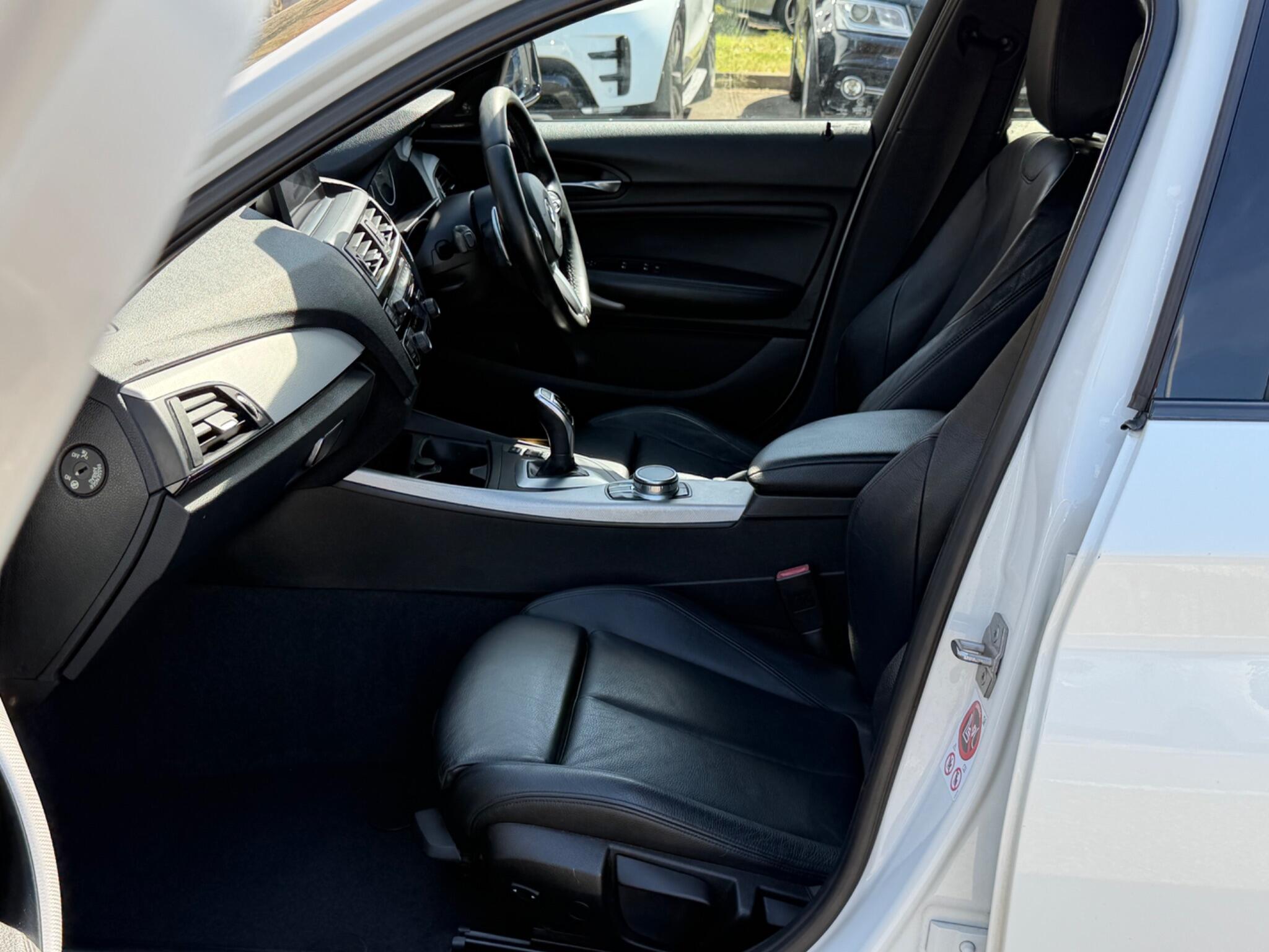 BMW 1 Series view 15