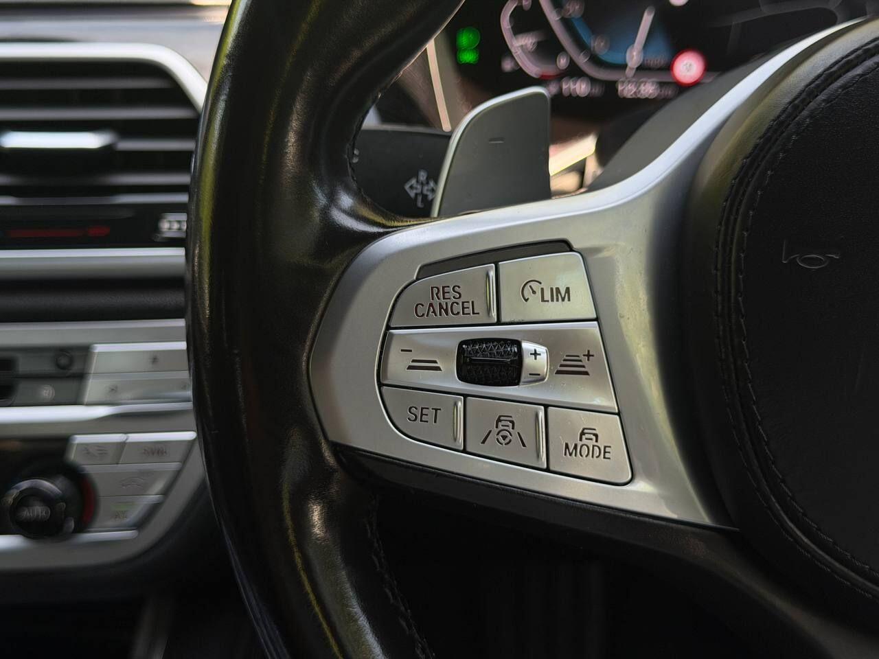 BMW 7 Series view 45