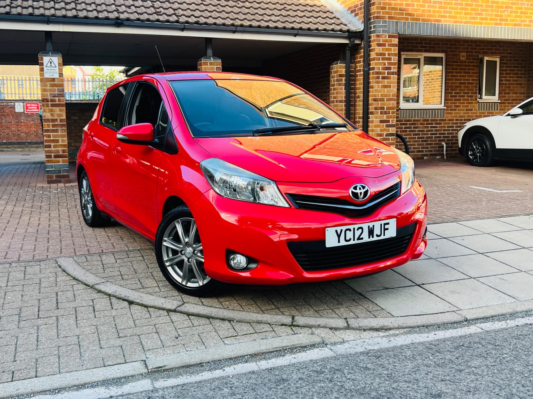 Toyota Yaris view 6
