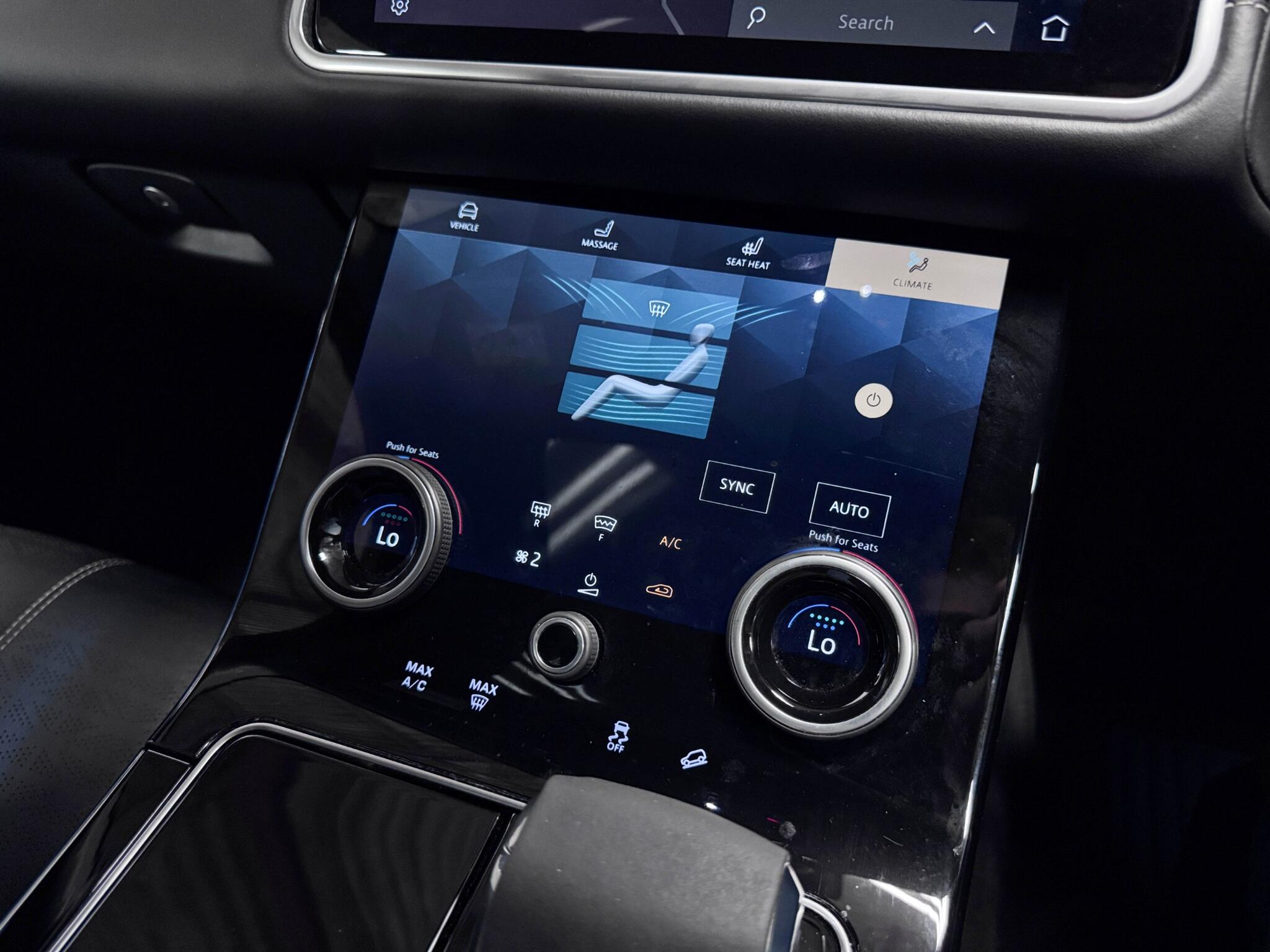 Land Rover Range Rover Velar view 36