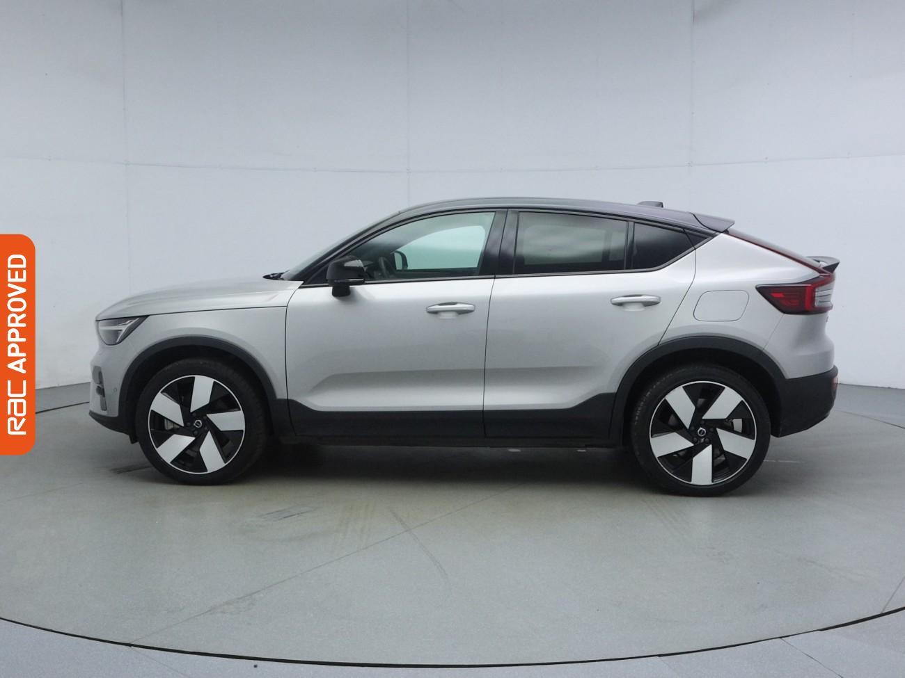 Volvo C40 view 34