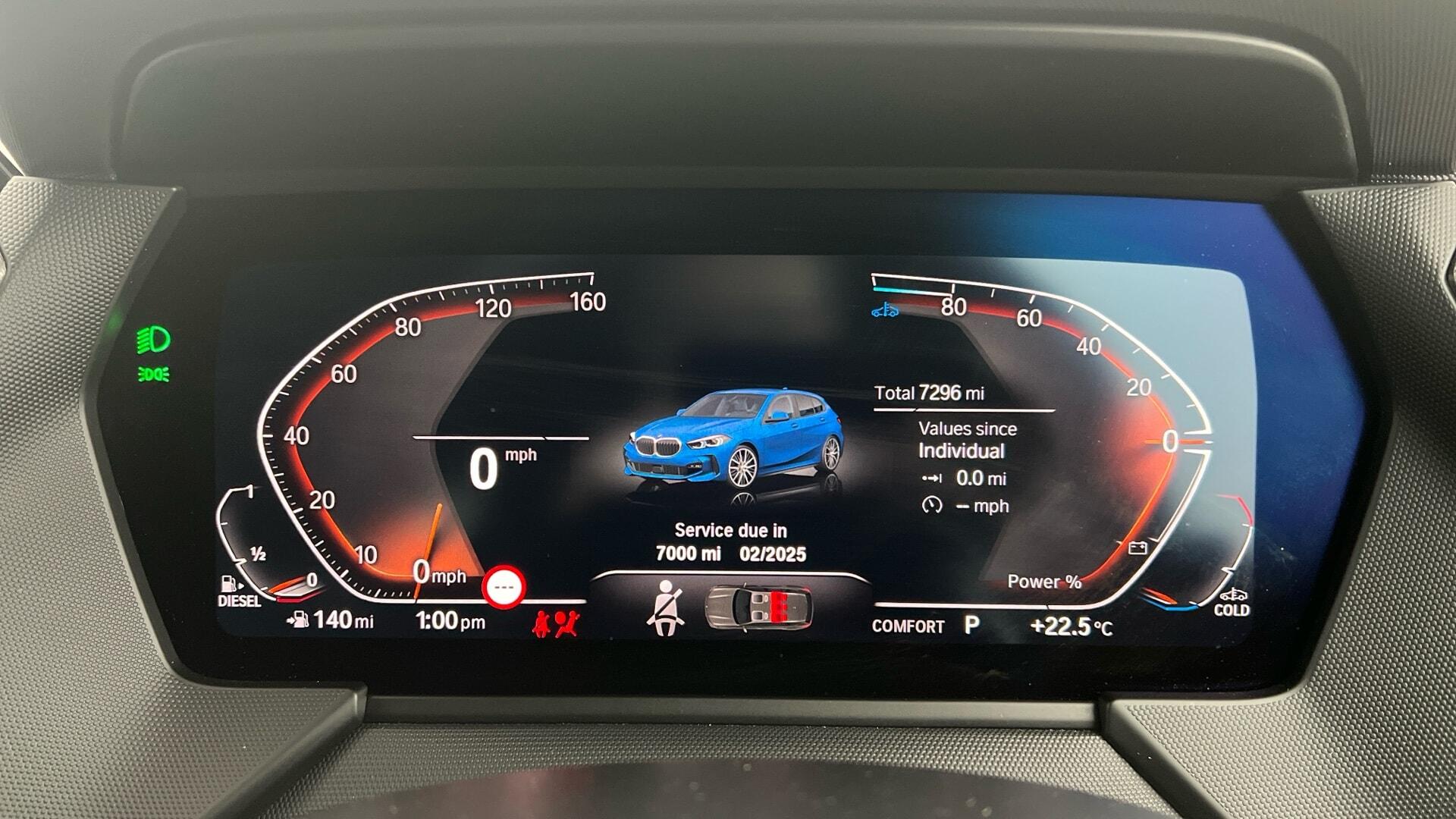 BMW 1 Series view 9