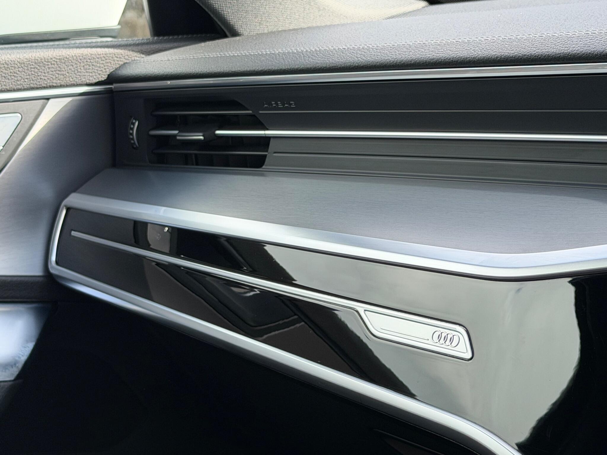 Audi A6 view 49