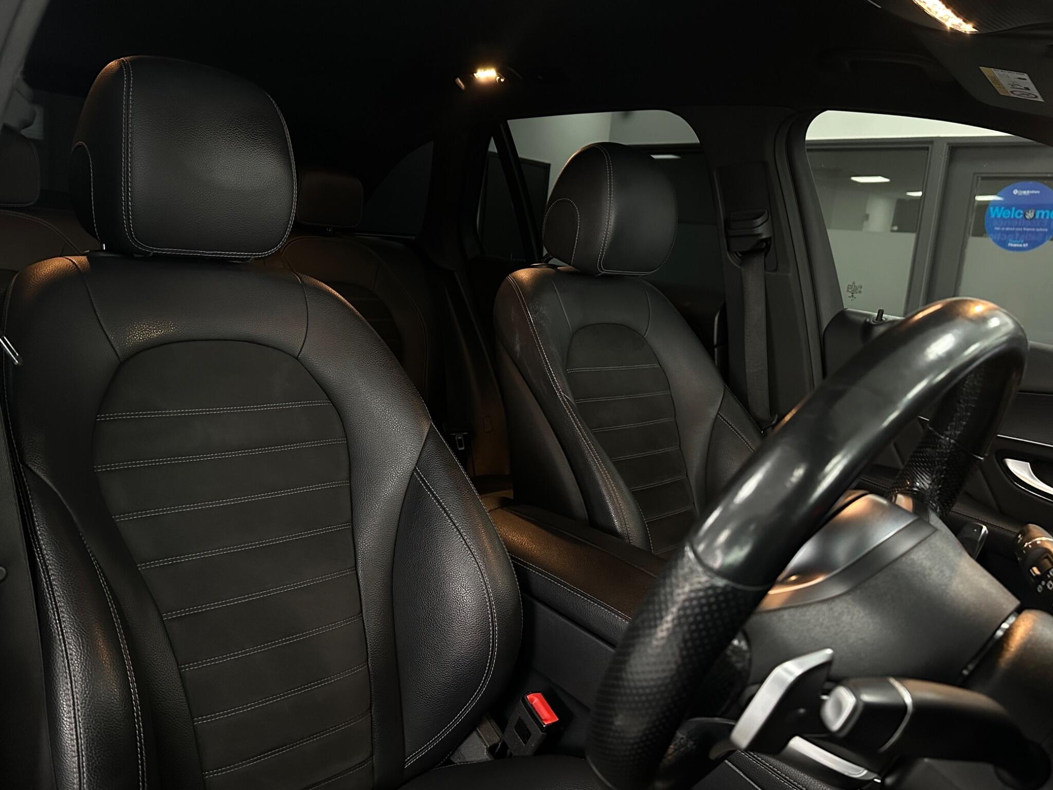 Mercedes-Benz GLC view 23