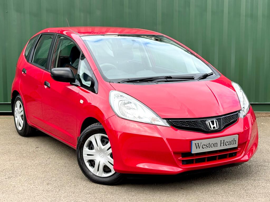 2014 Honda Jazz in Red for sale