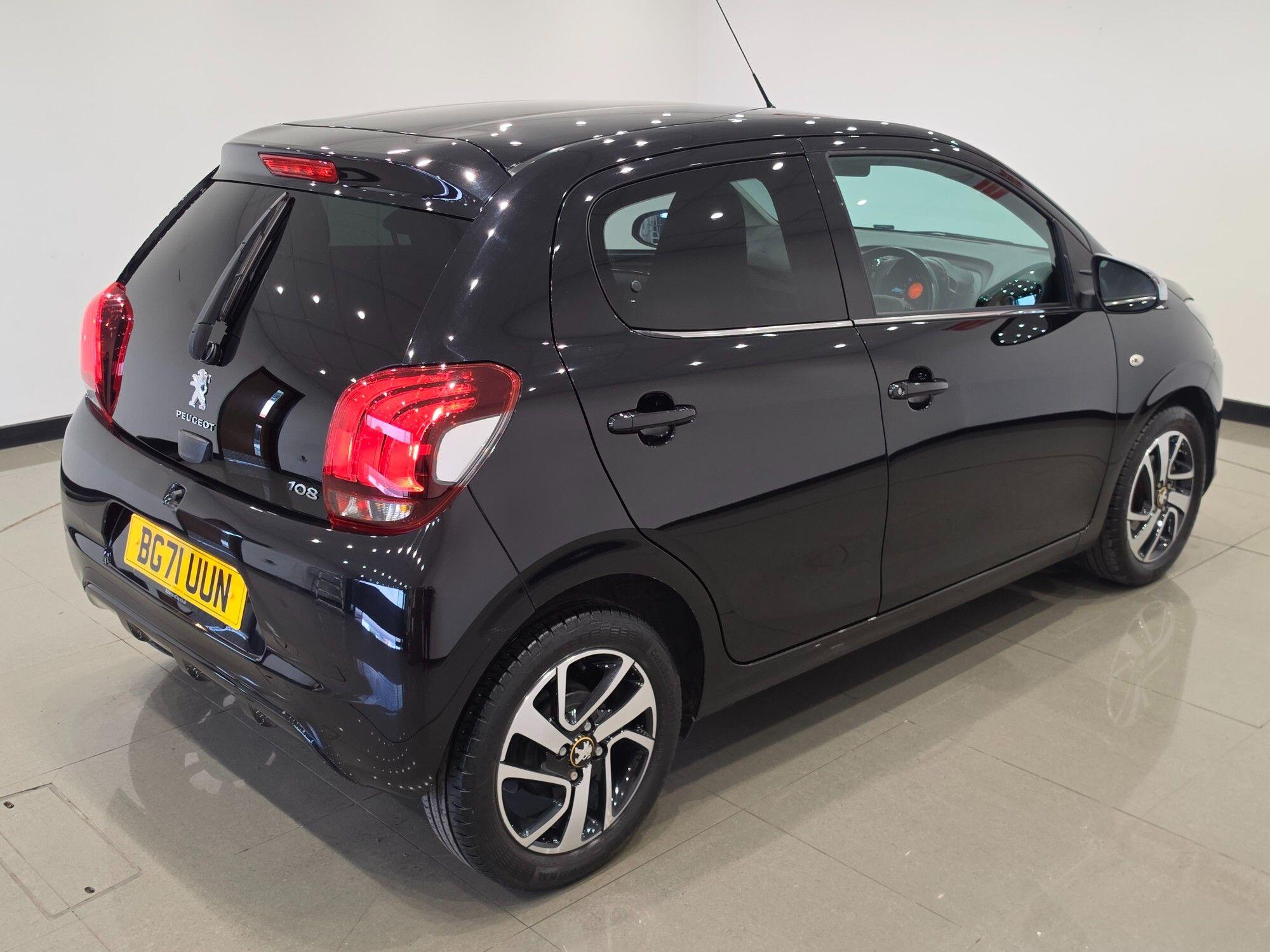 Peugeot 108 view 6