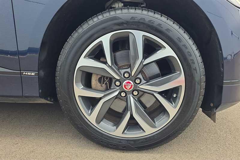 Jaguar I-Pace view 41