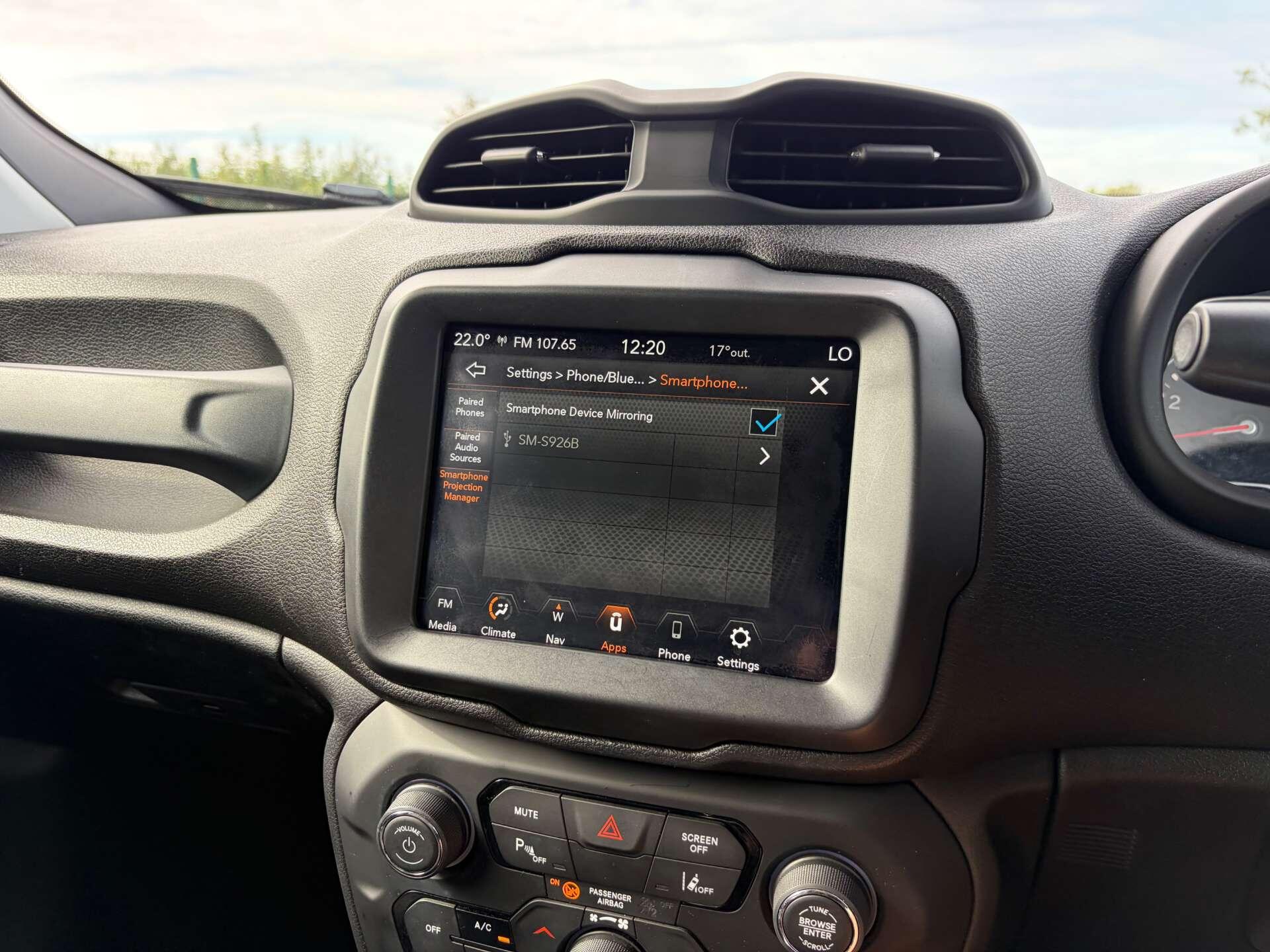 Jeep Renegade view 48