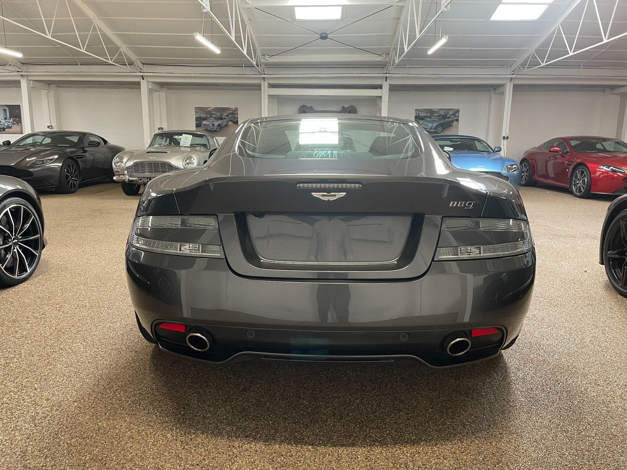 Aston Martin DB9 view 6
