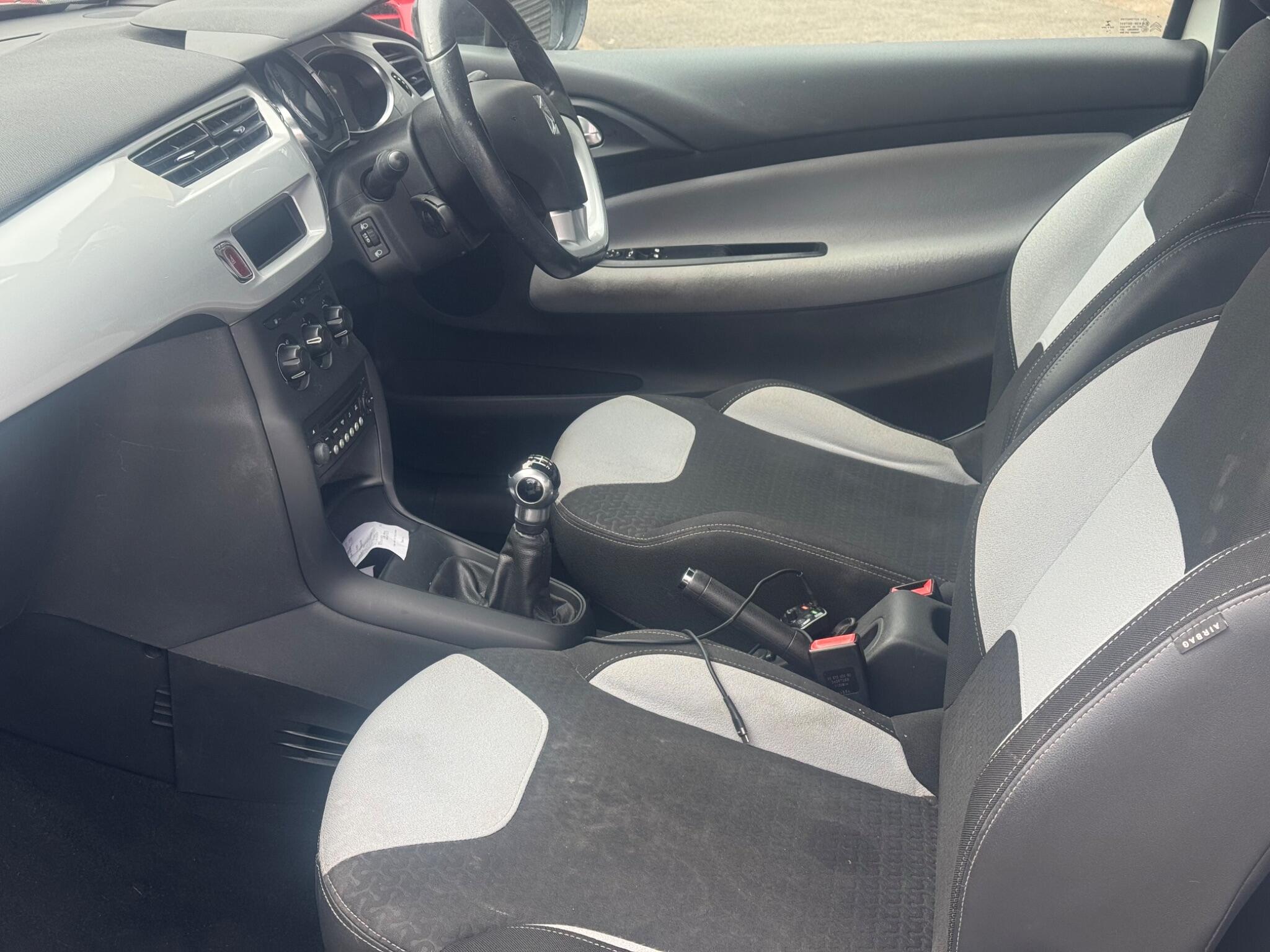 Citroen DS3 view 15