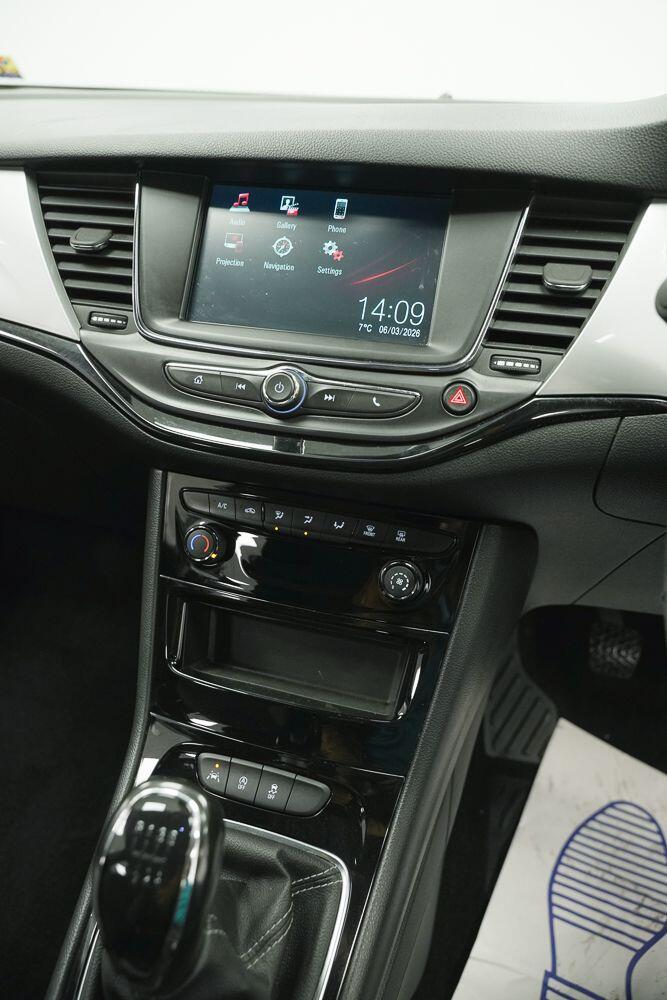 Vauxhall Astra view 30