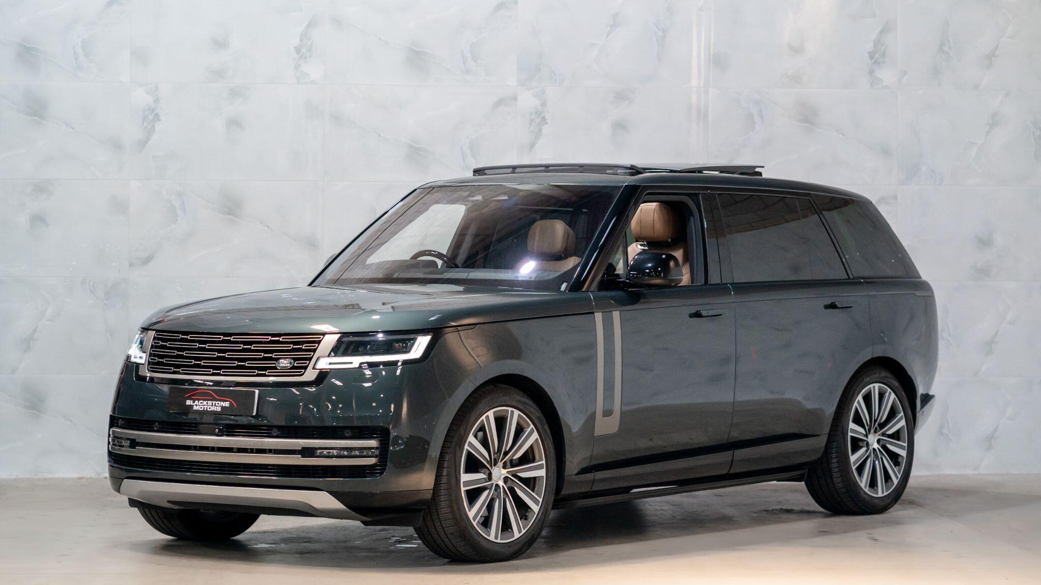 Land Rover Range Rover view 3