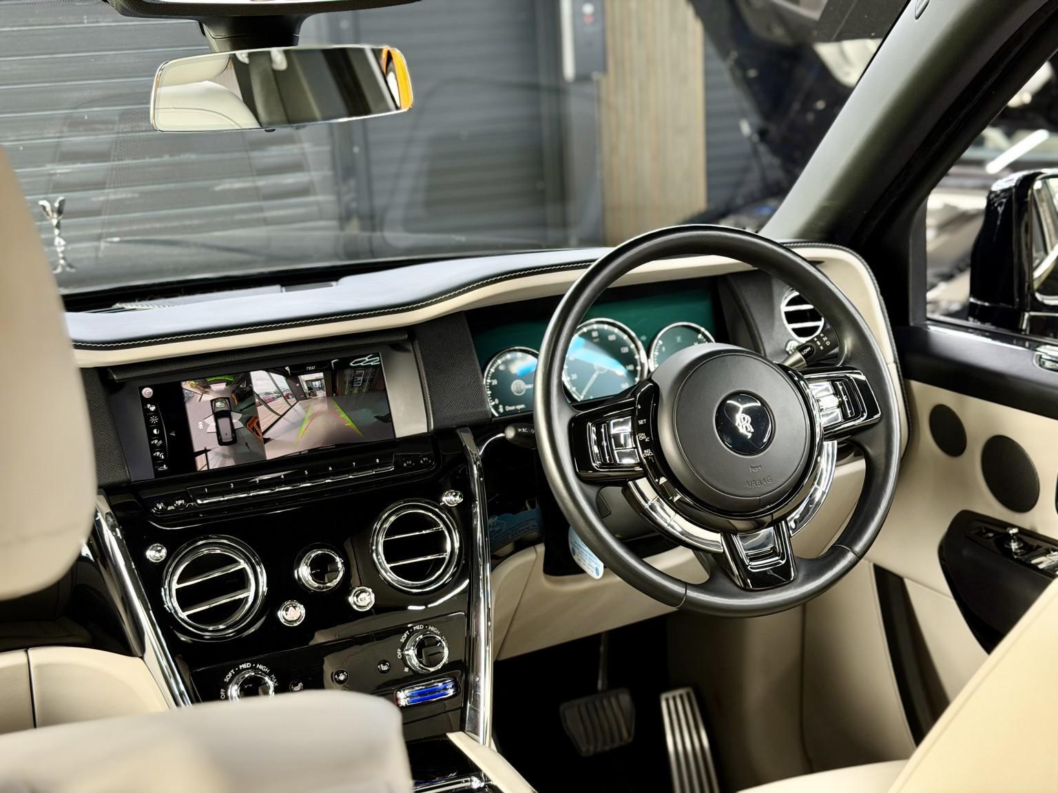 Rolls-Royce Cullinan view 46