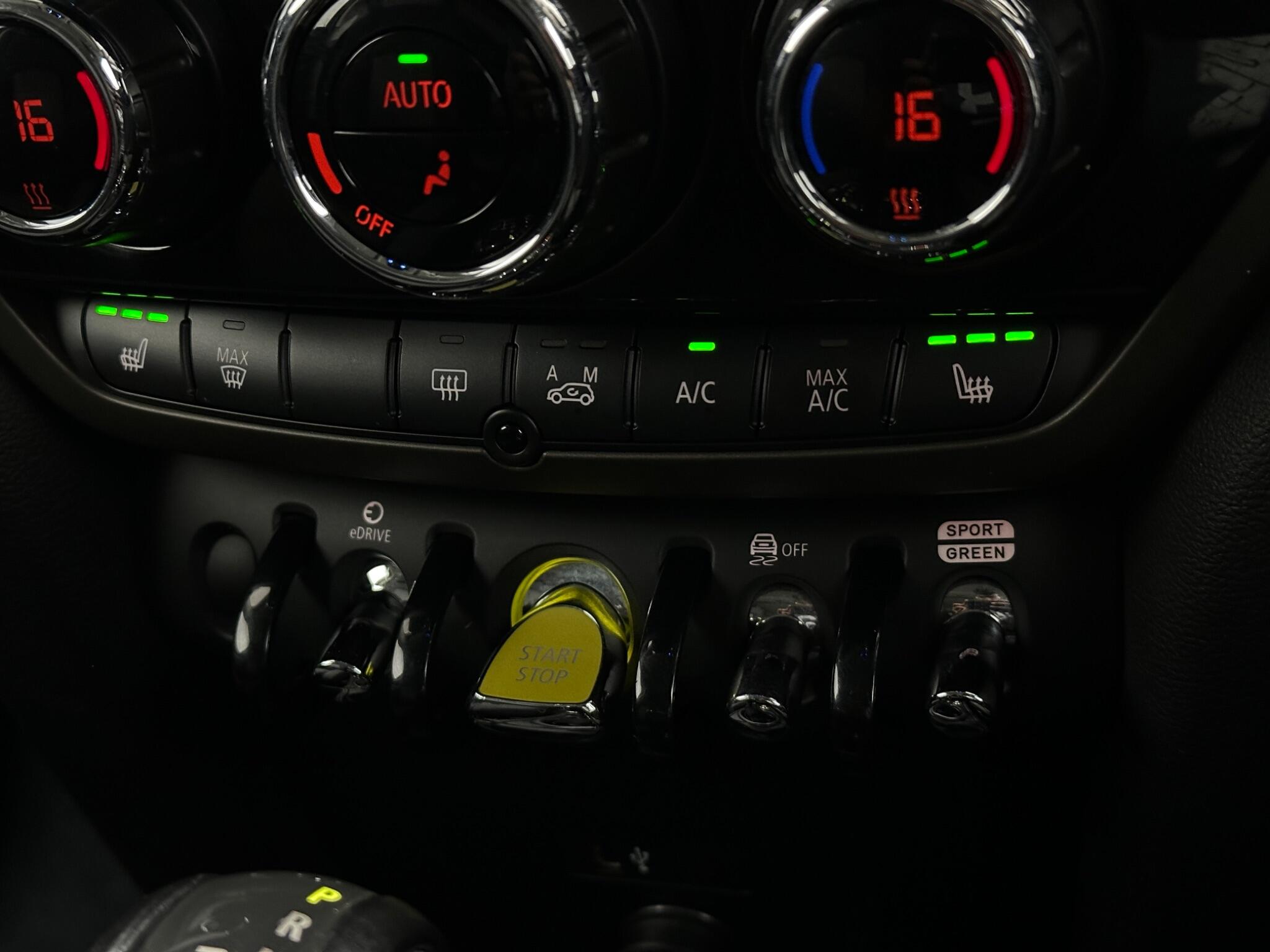 Mini Countryman view 22