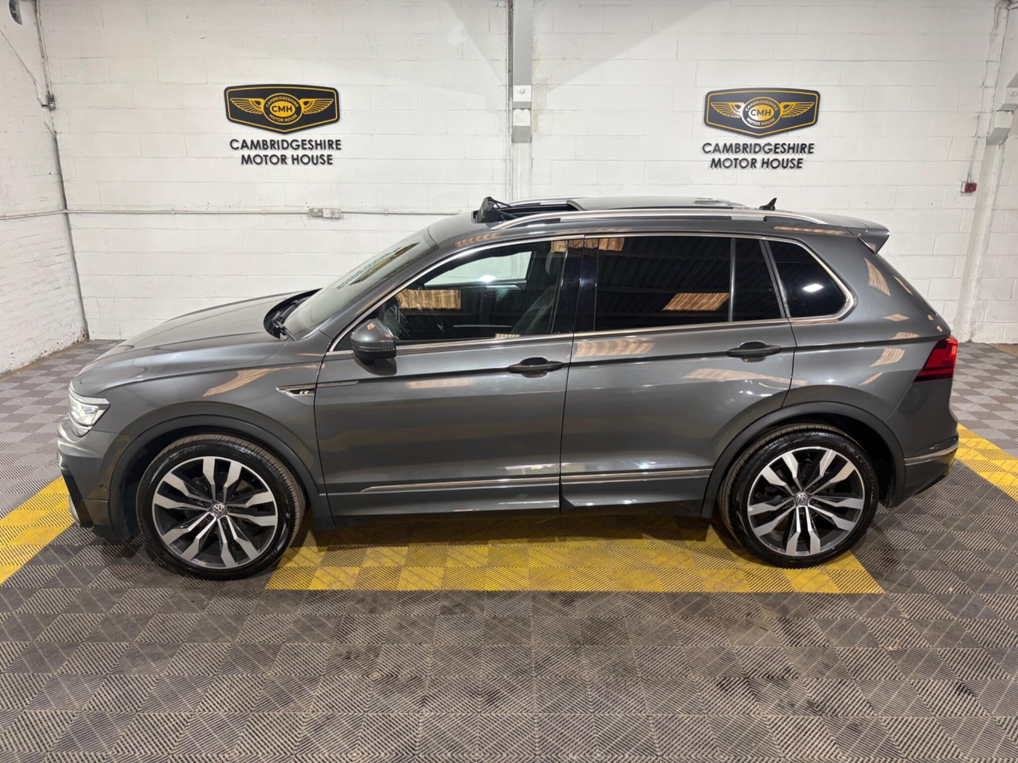 Volkswagen Tiguan view 9