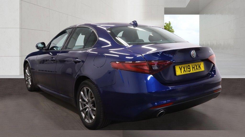 Alfa Romeo Giulia view 5