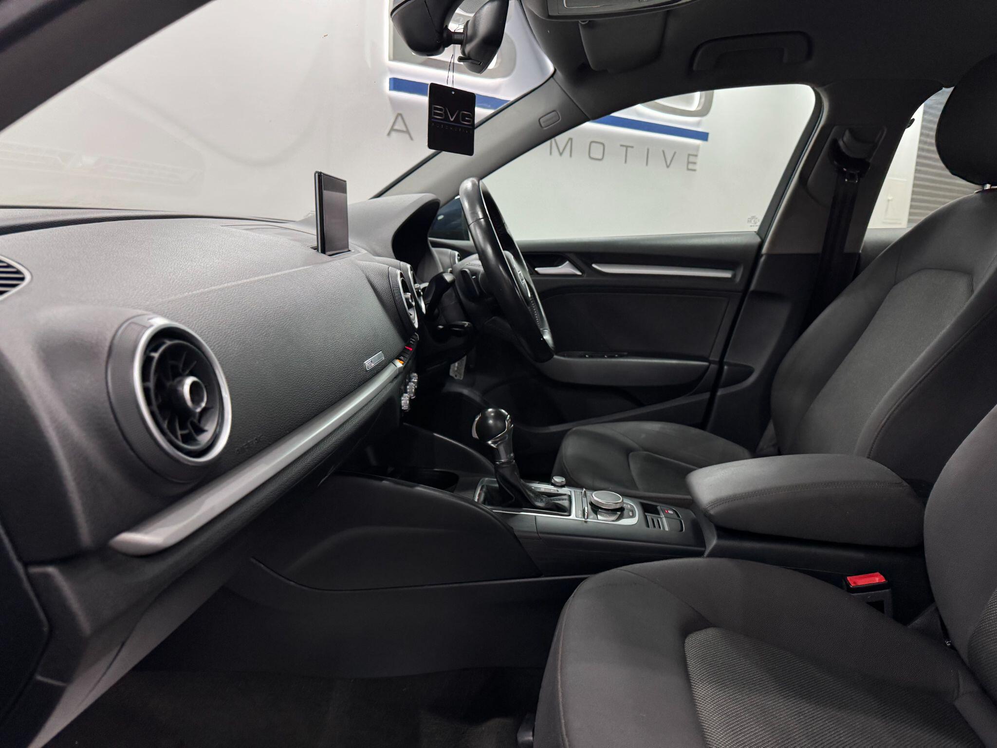 Audi A3 view 32