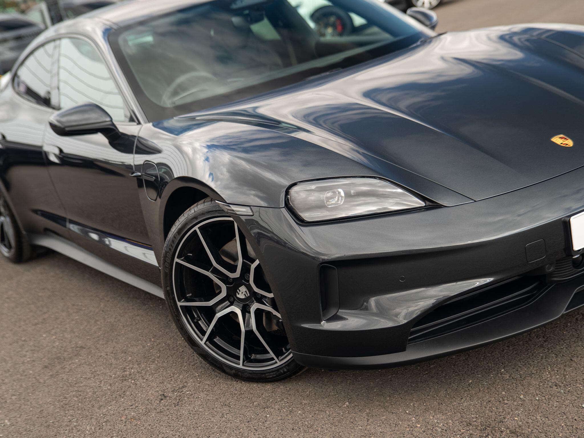 Porsche Taycan view 44