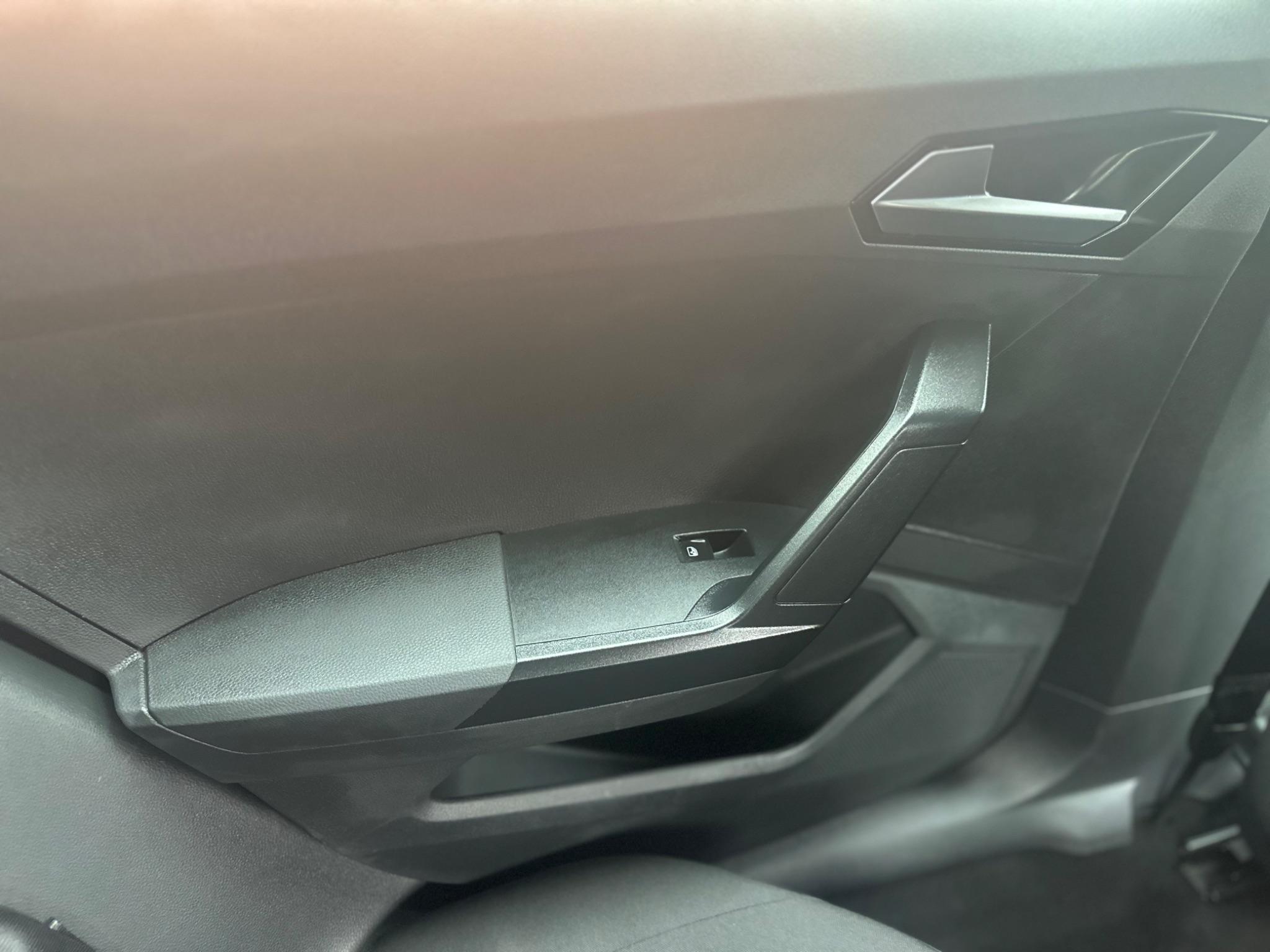 Seat Arona view 17