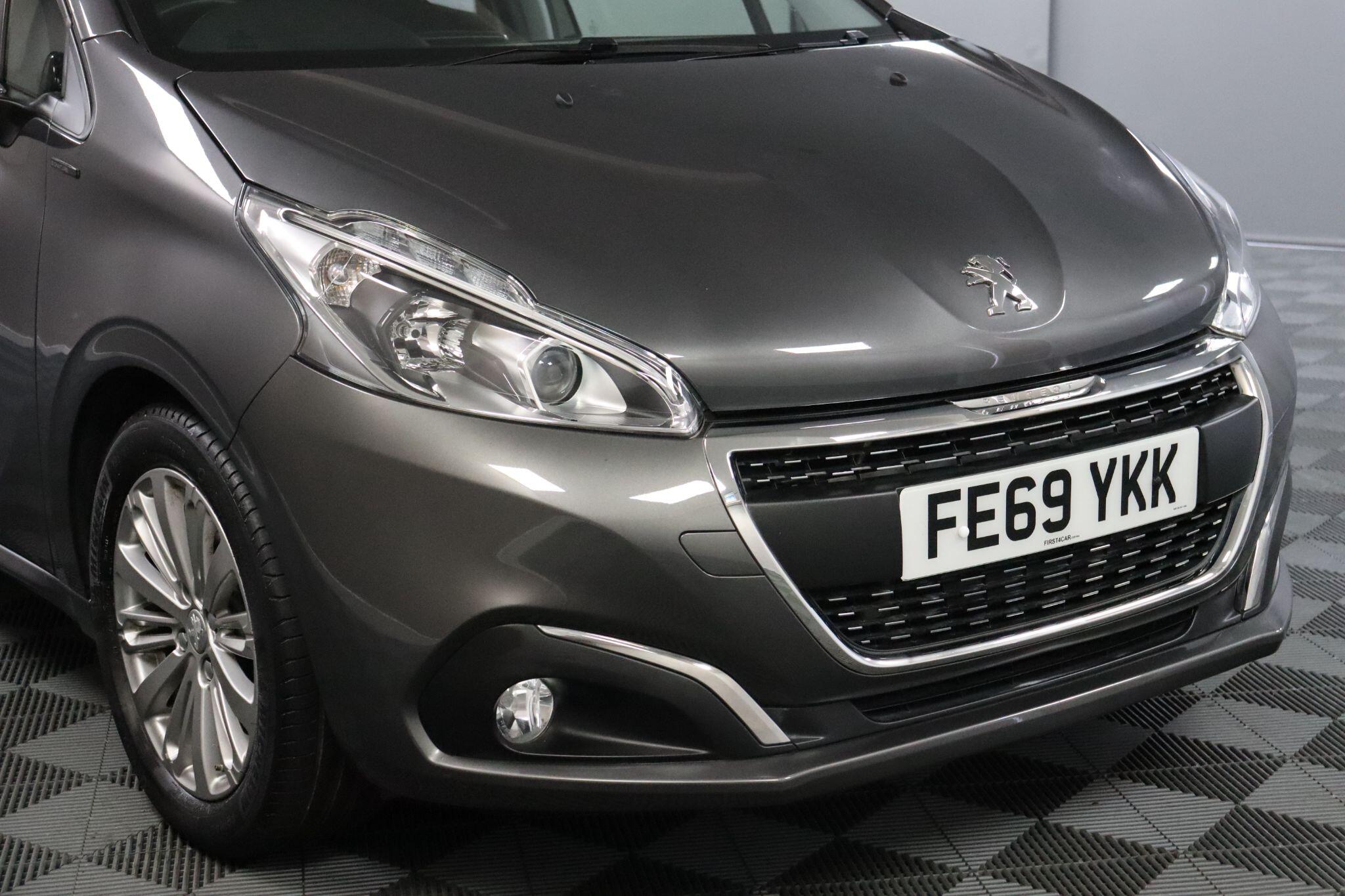 Peugeot 208 view 26