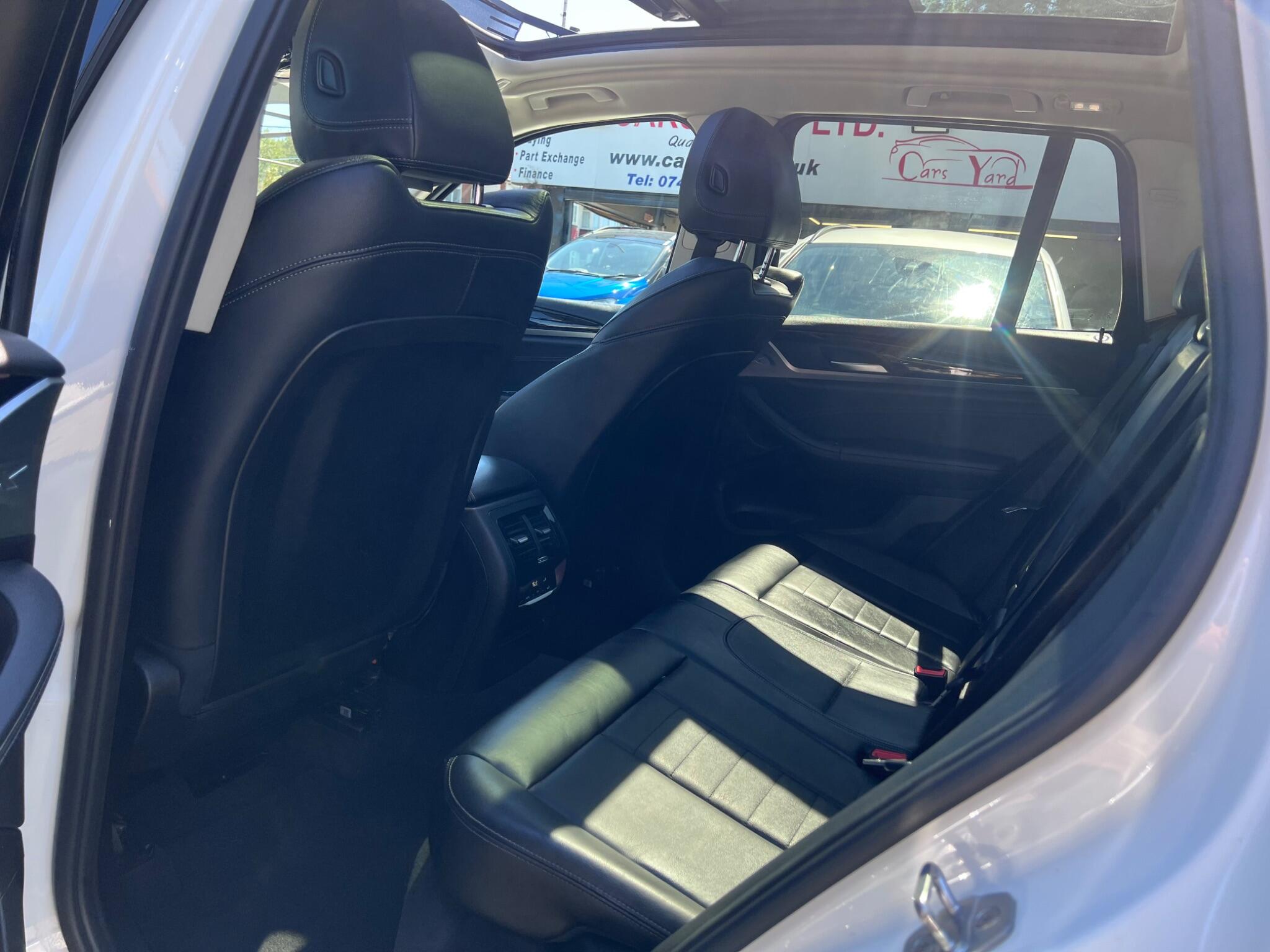 BMW X3 view 33
