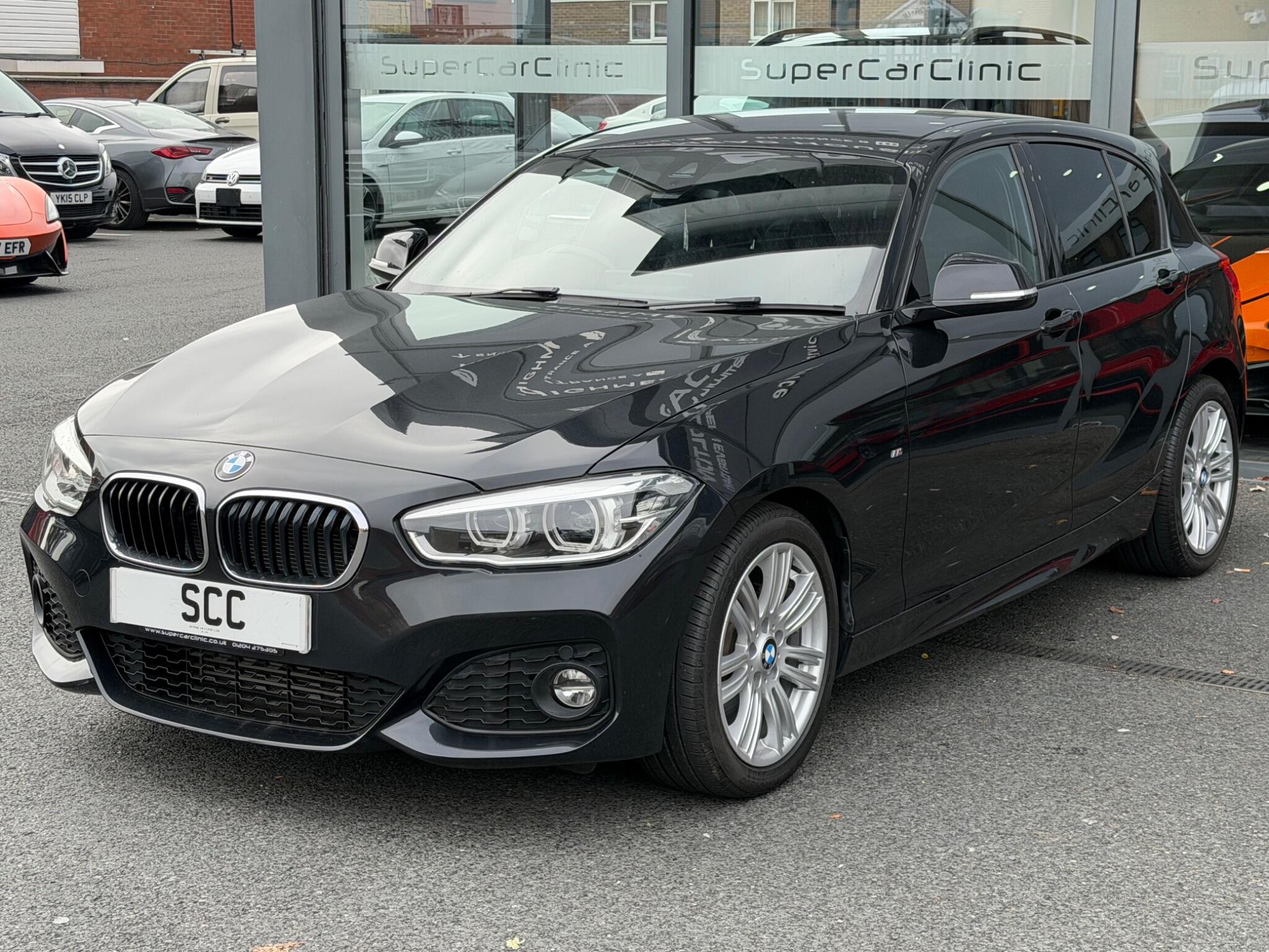 BMW 1 Series view 6