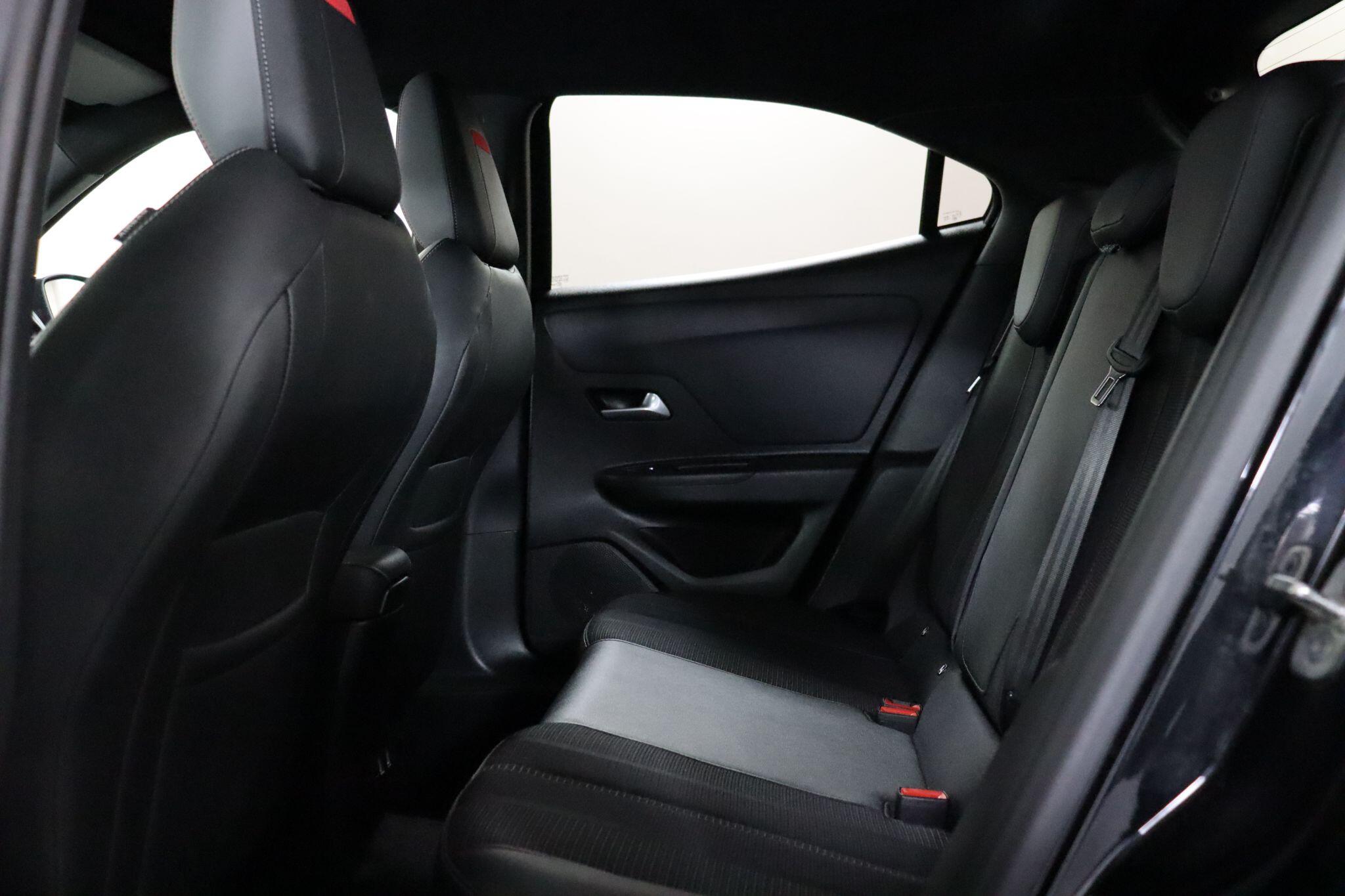 Vauxhall Mokka view 42