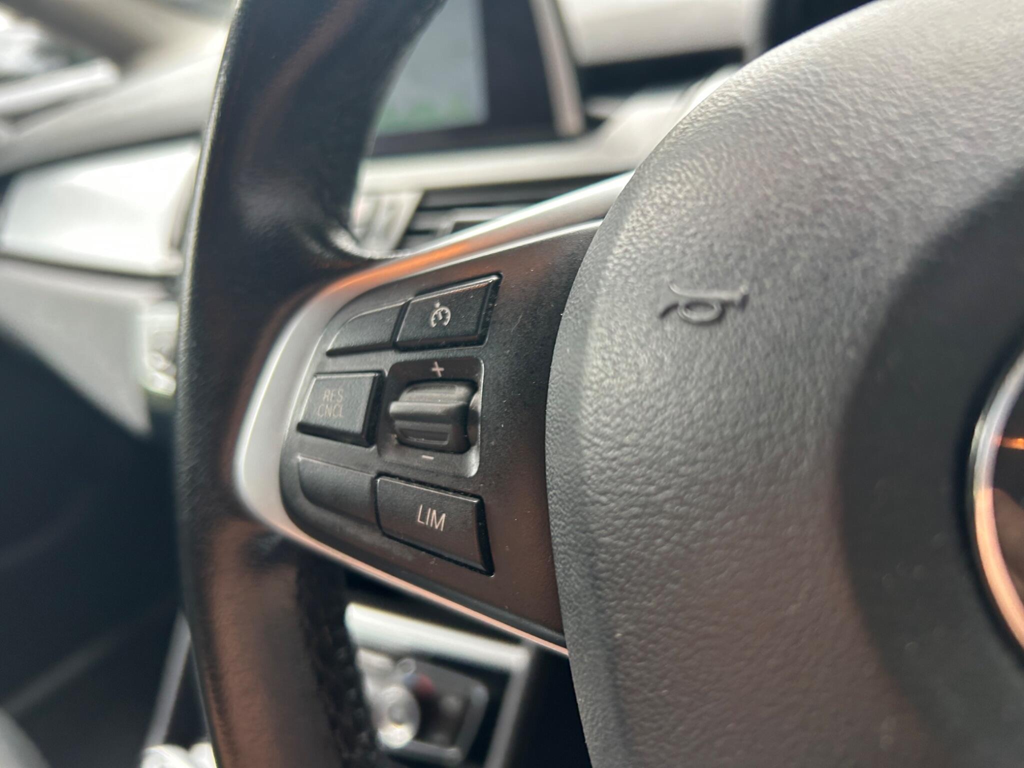 BMW 2 Series view 26