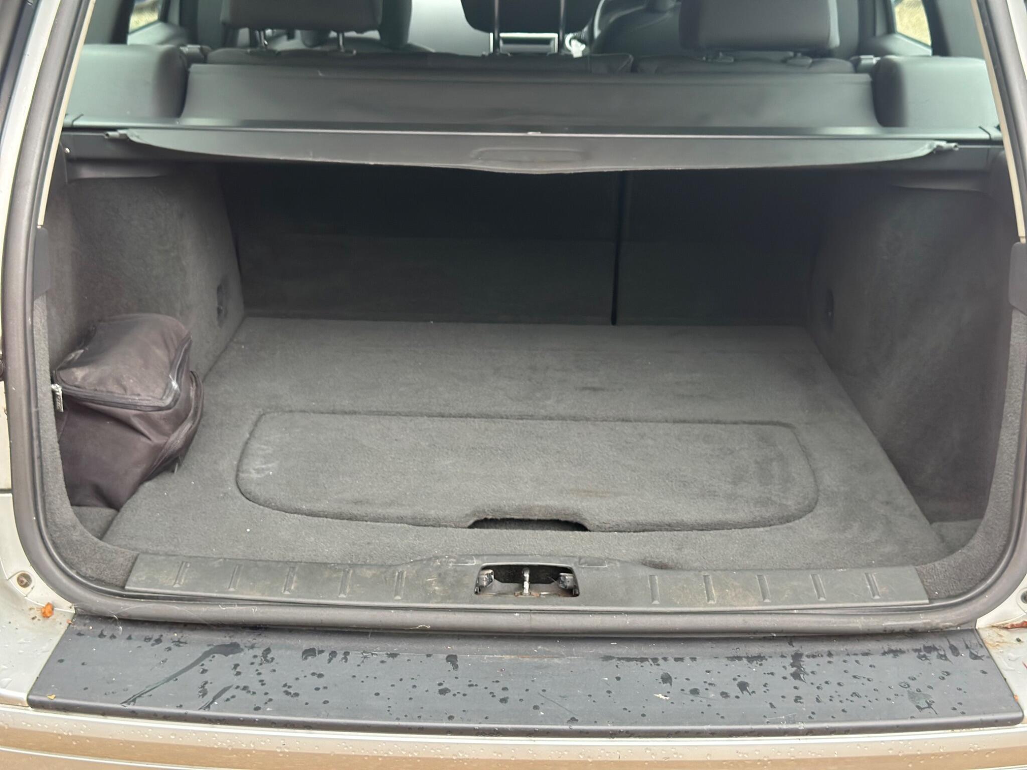 Volvo V50 view 19