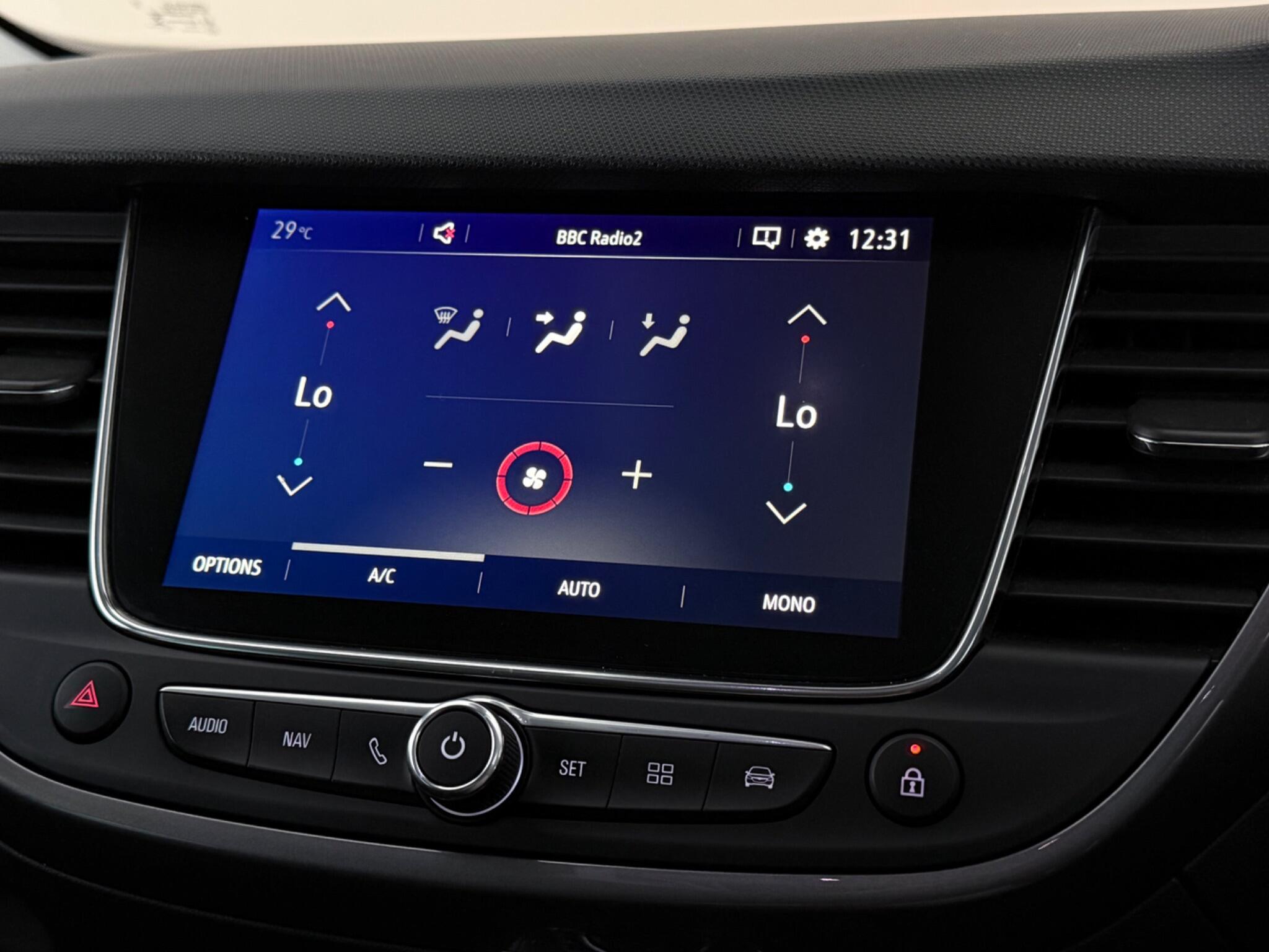 Vauxhall Crossland X view 23