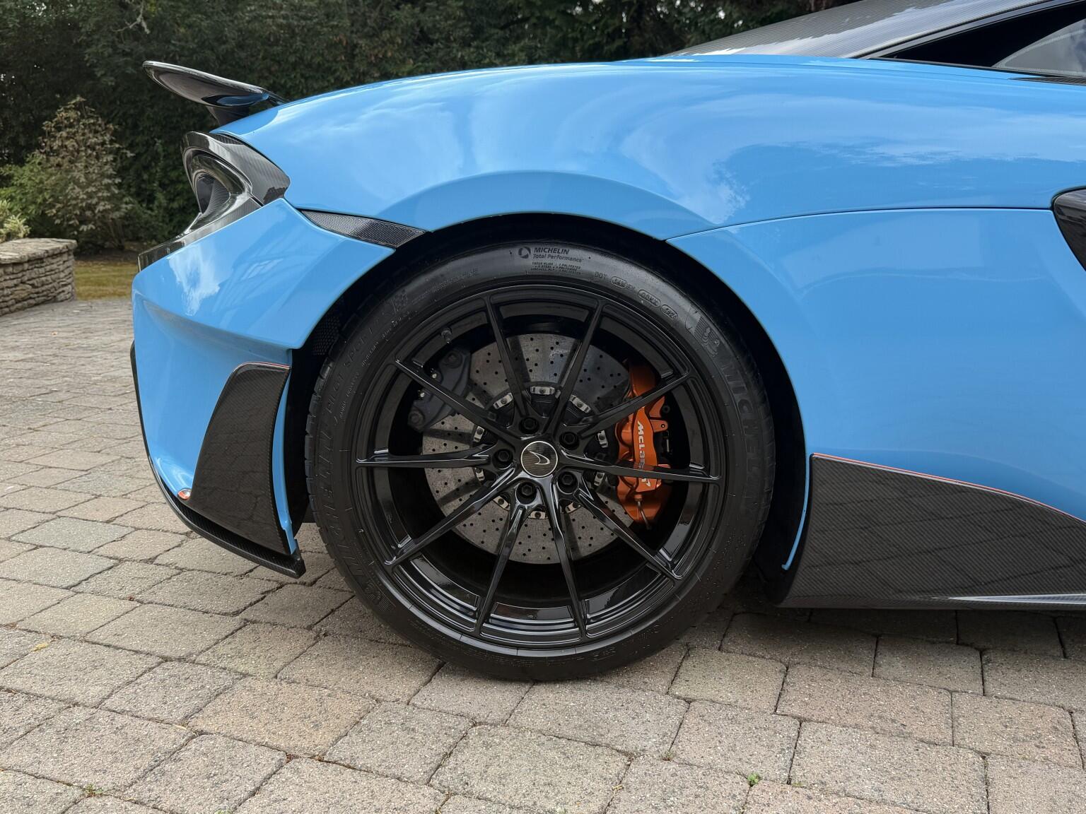 Mclaren 600LT view 15