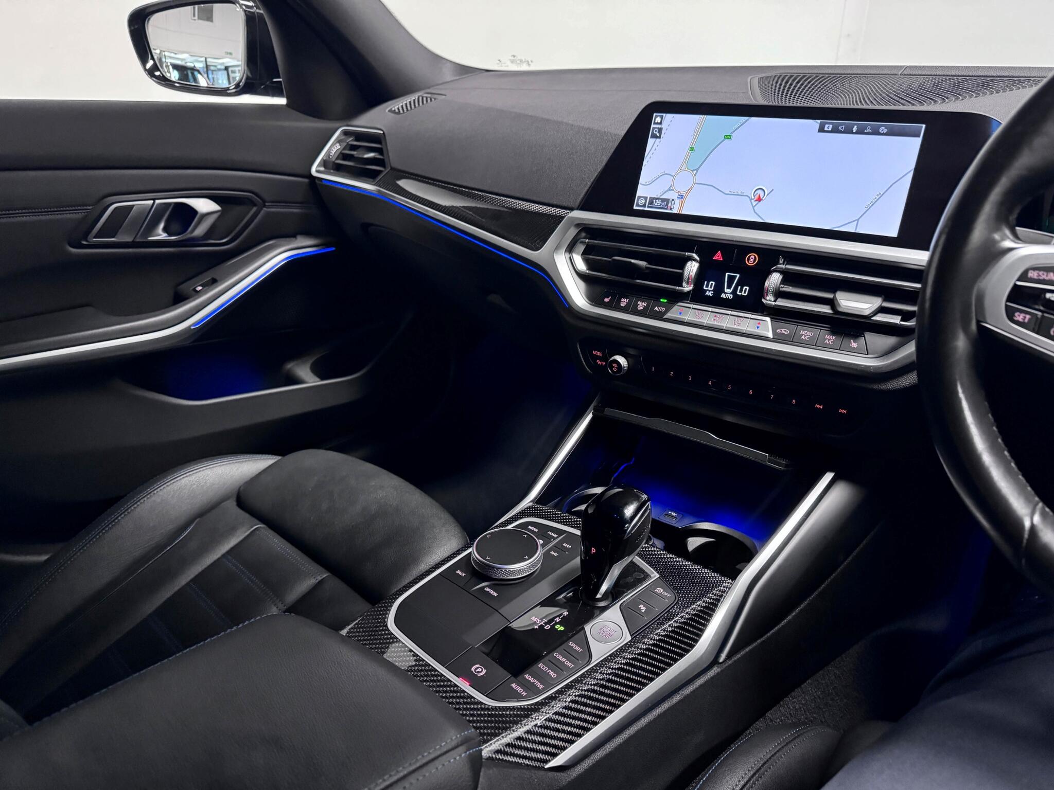 BMW 3 Series view 30