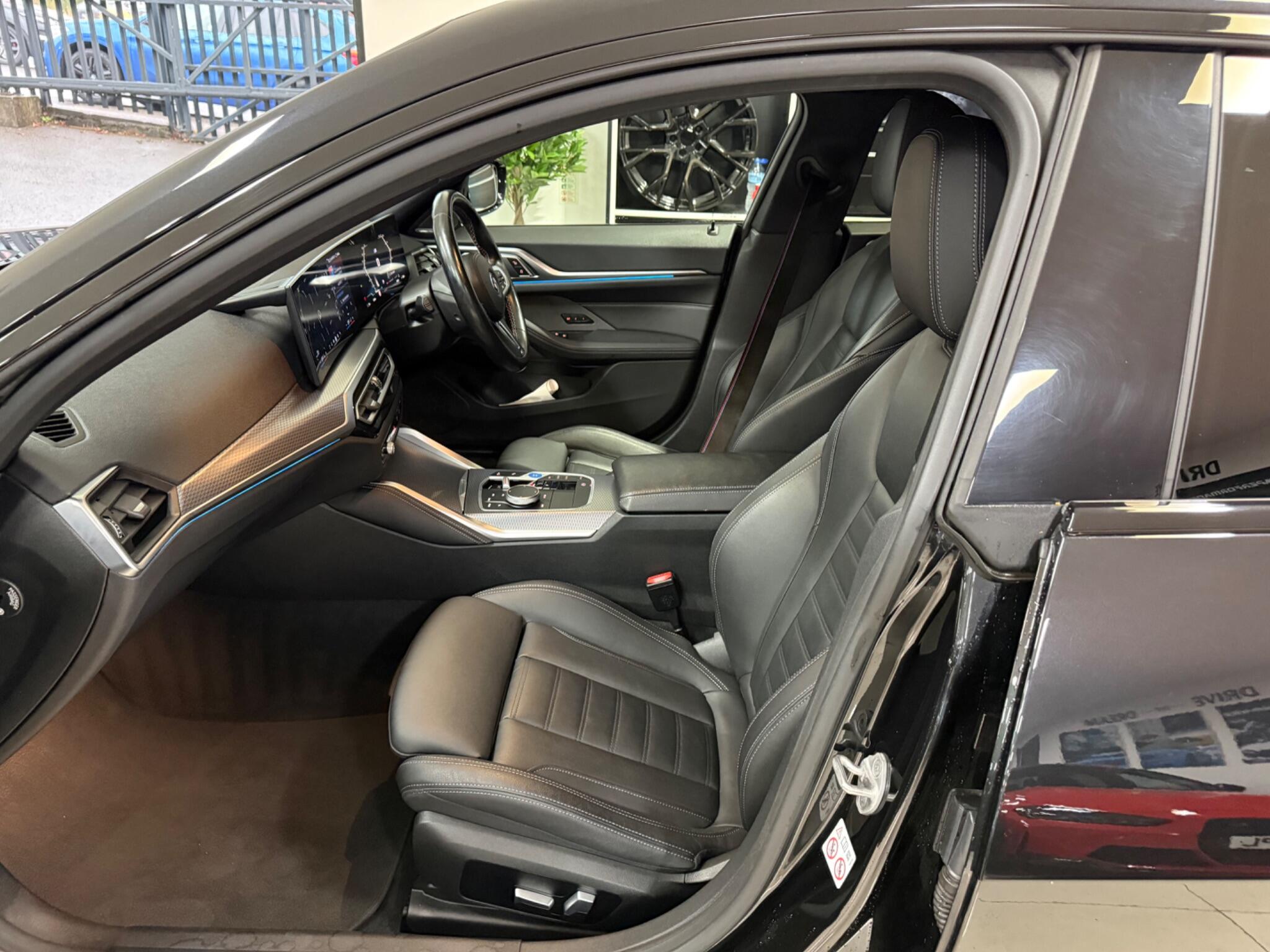 BMW I4 view 33