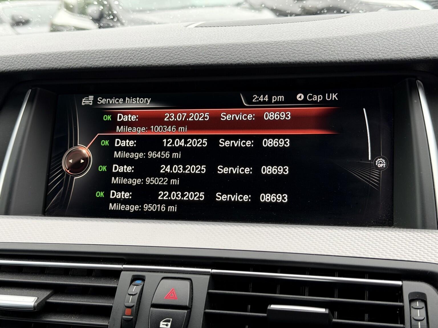 BMW 5 Series view 33