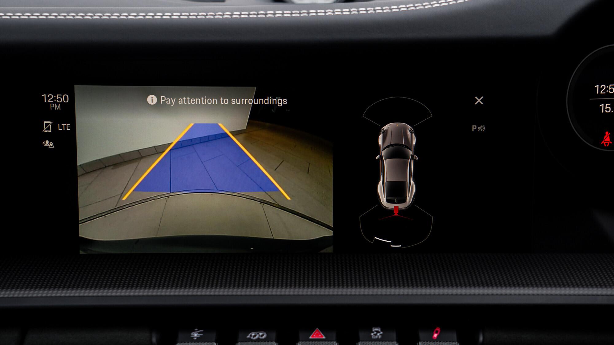 Porsche 911 view 28