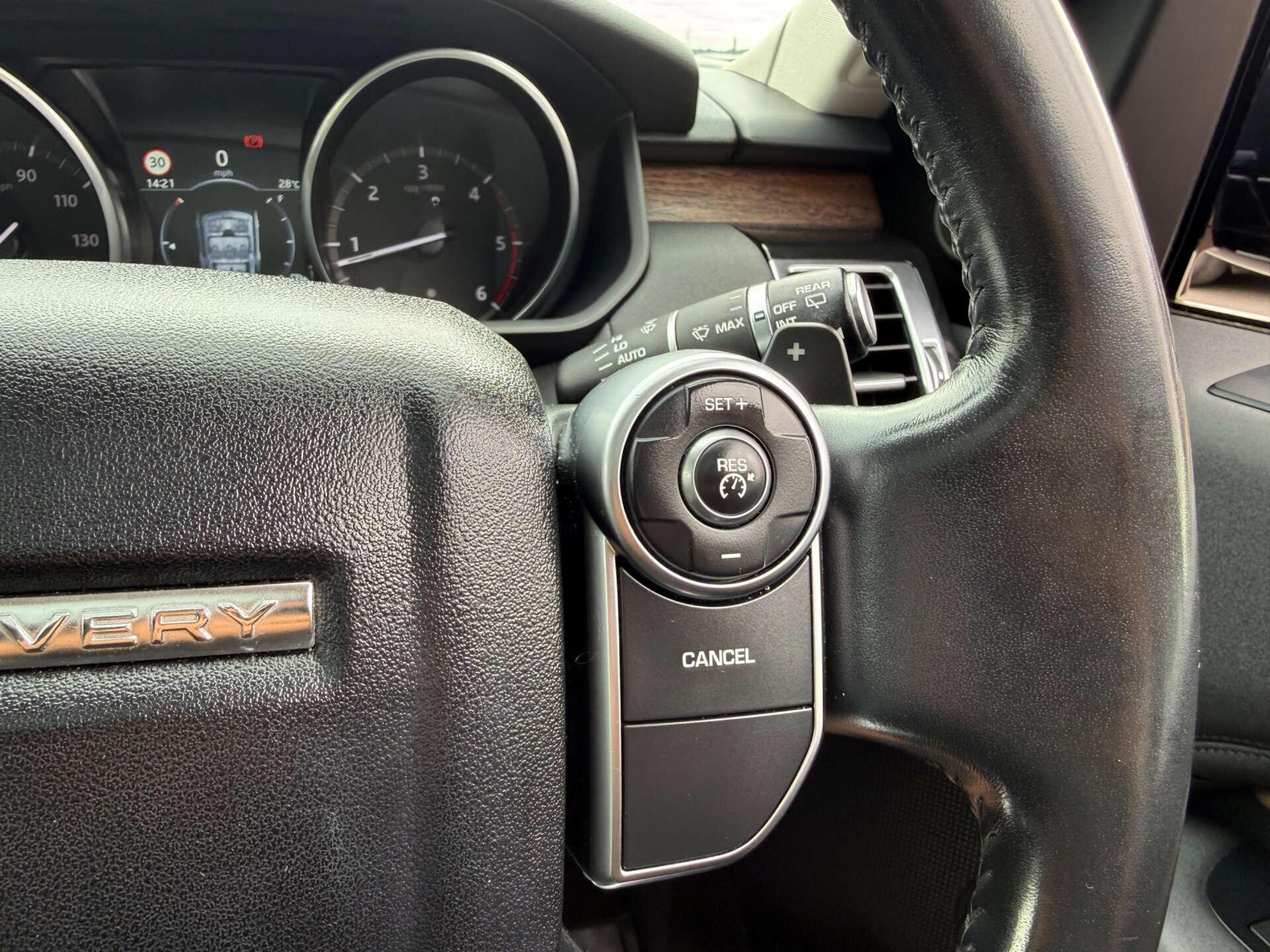 Land Rover Discovery view 54