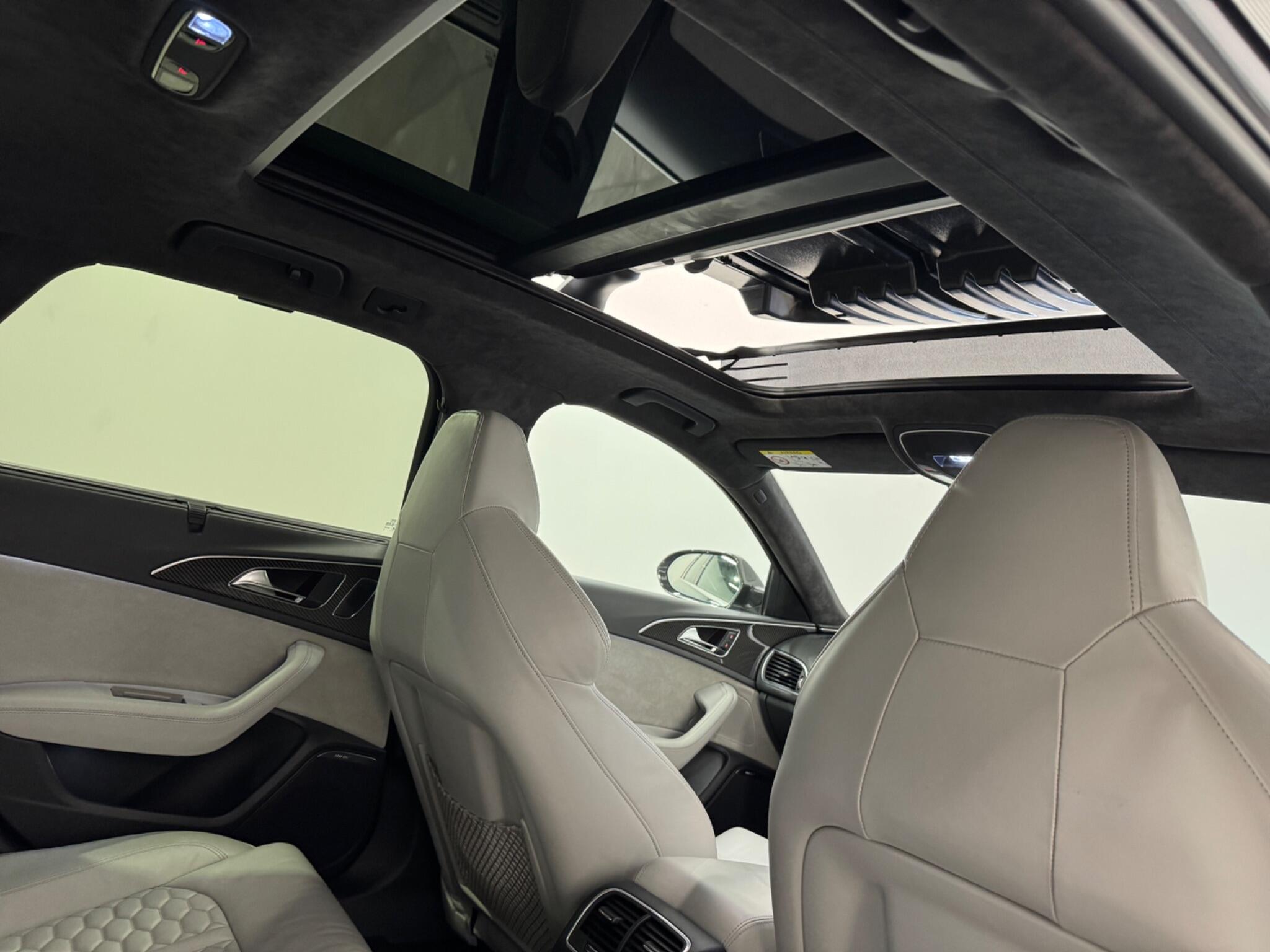 Audi RS6 view 19